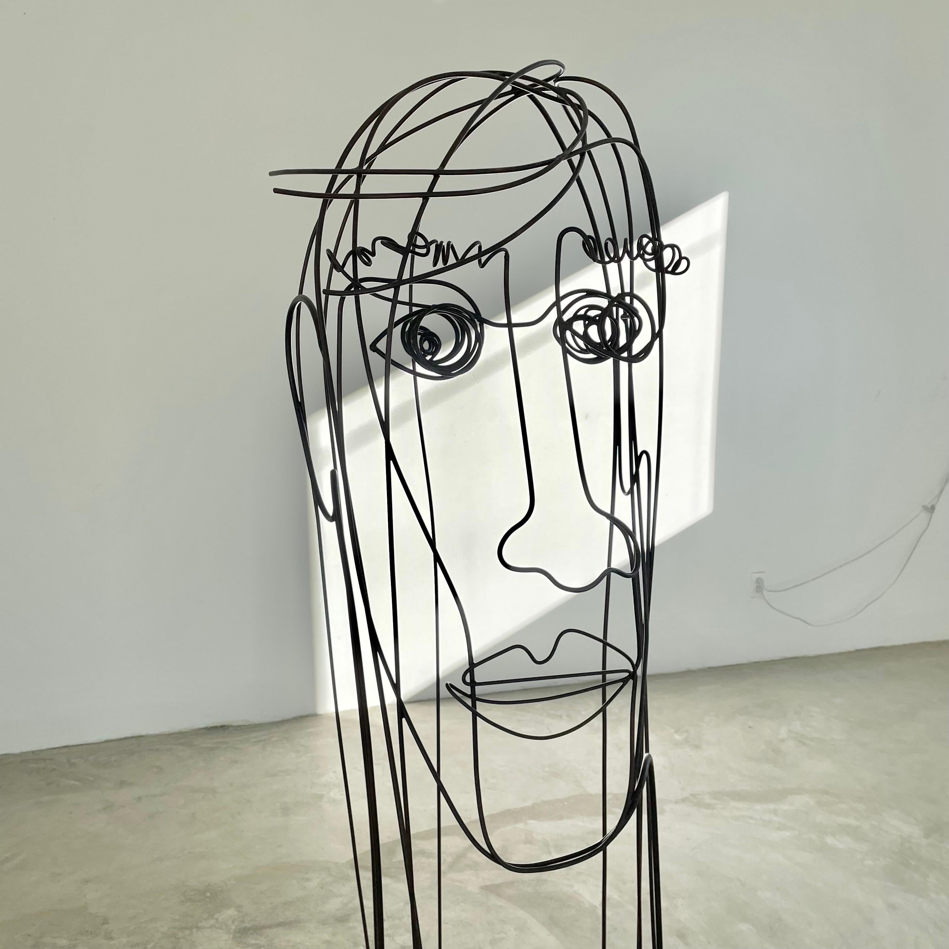 Monumental Metal Wire Face Sculpture In Excellent Condition For Sale In Los Angeles, CA