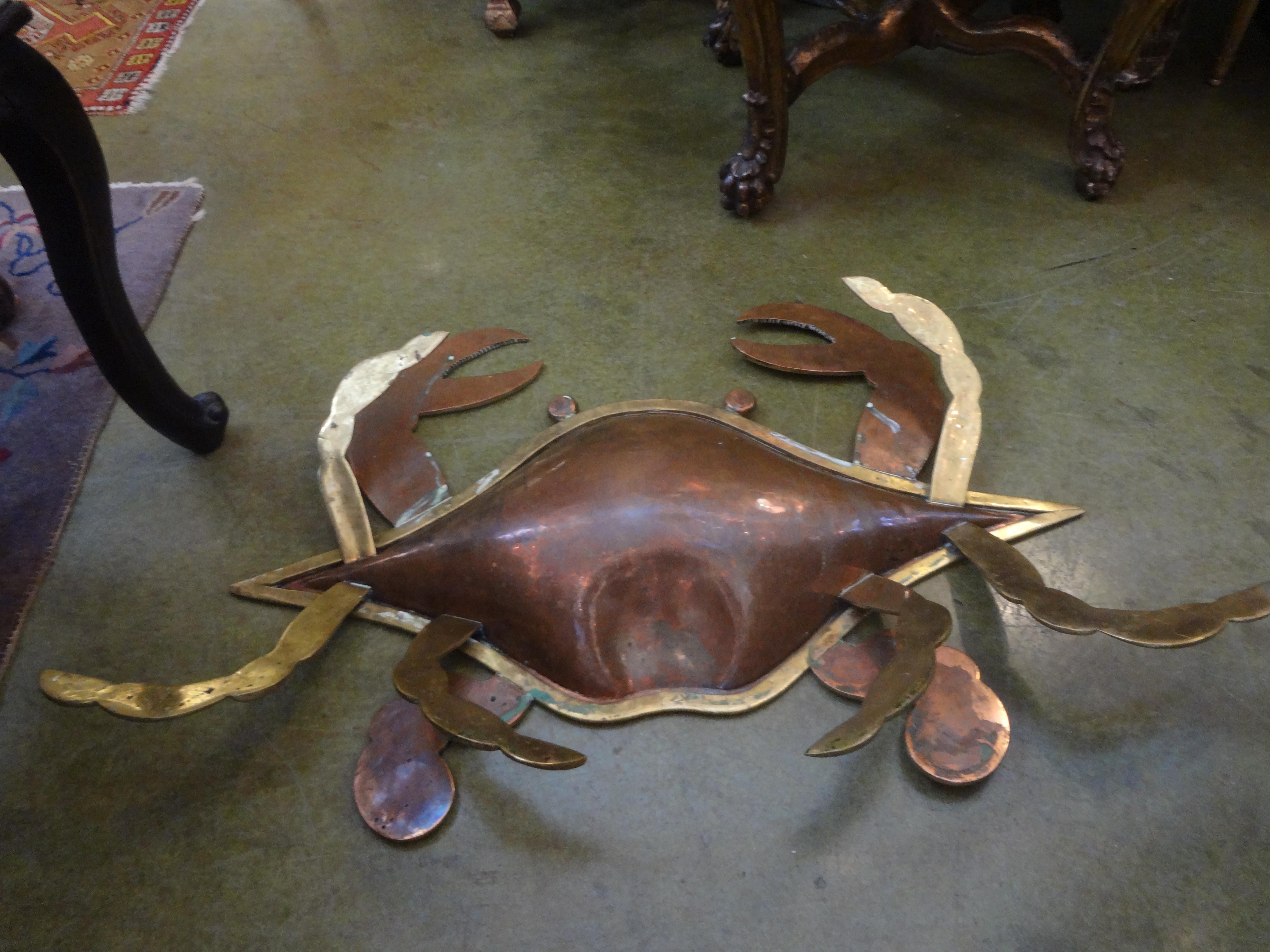Monumental Mexican Modernist Brass and Copper Crab Dish Inlaid with Abalone 4