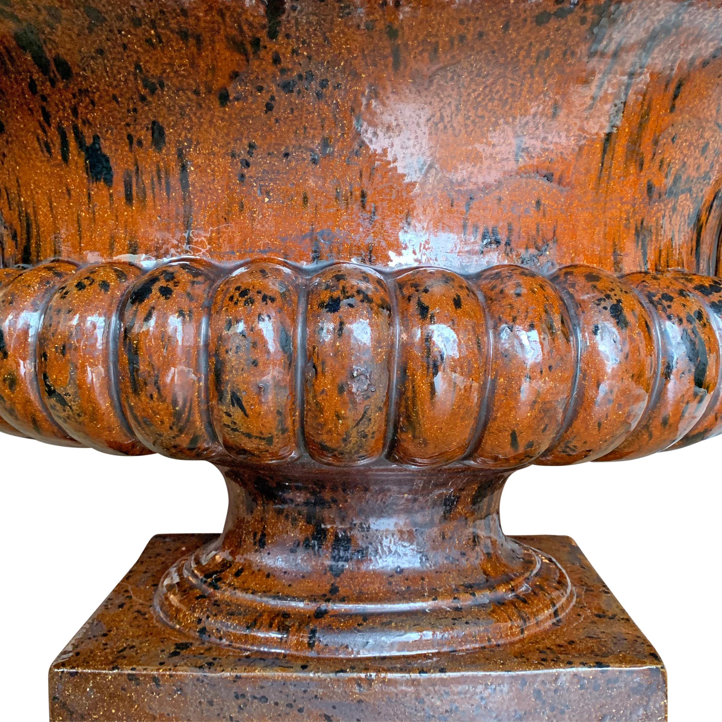 Monumental Mid-20th Century Italian Ceramic Urn For Sale 5