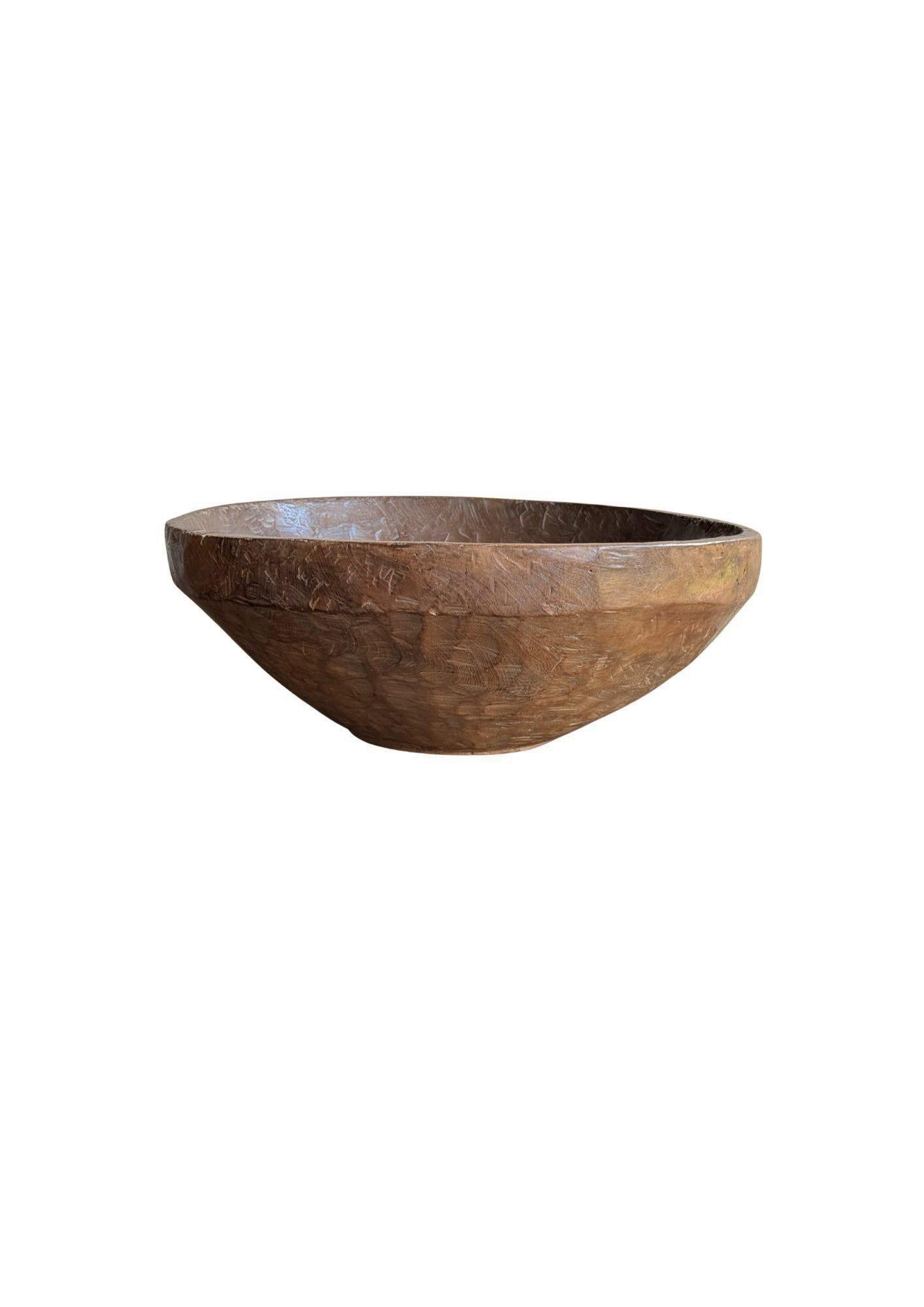 Organico moderno Monumentale ciotola in radica di teak della metà del XX secolo, moderna e organica in vendita