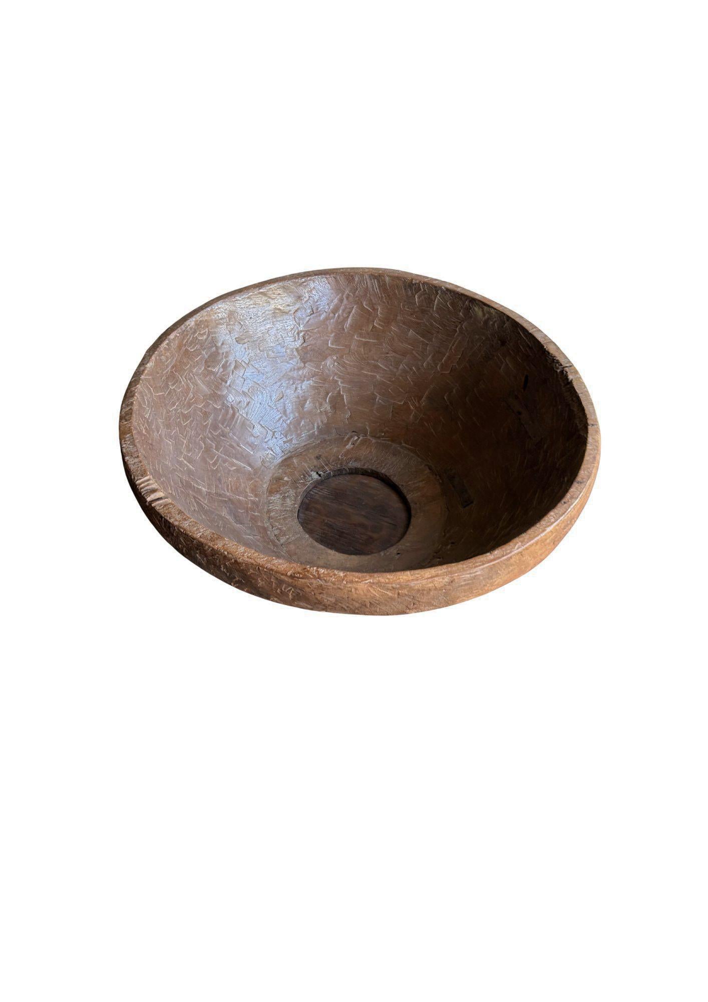 Metà XX secolo Monumentale ciotola in radica di teak della metà del XX secolo, moderna e organica in vendita