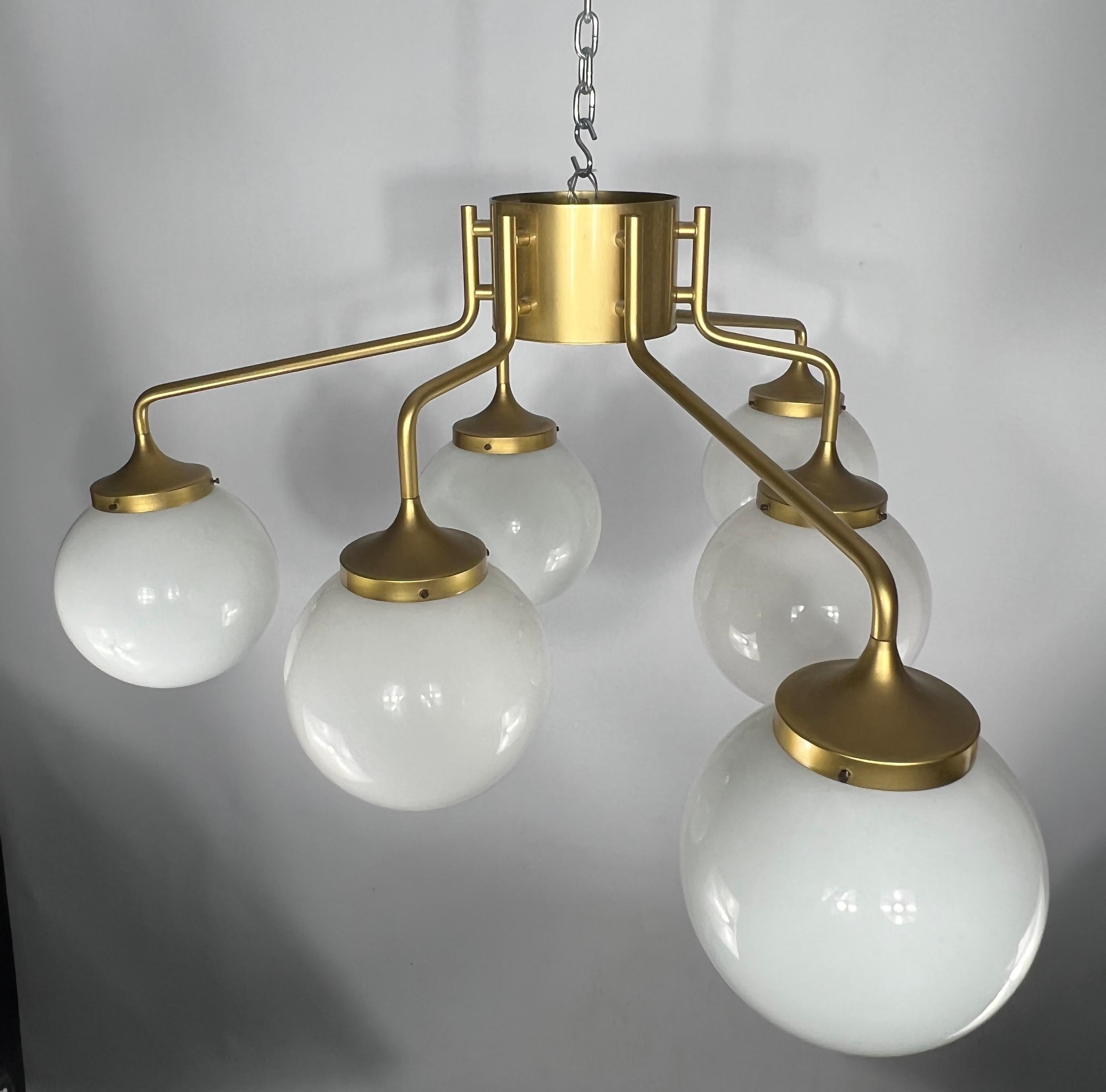 Monumental Mid-Century Brass and Milk Glass Ceiling Lamp by Reggiani, Italy 1970 For Sale 11