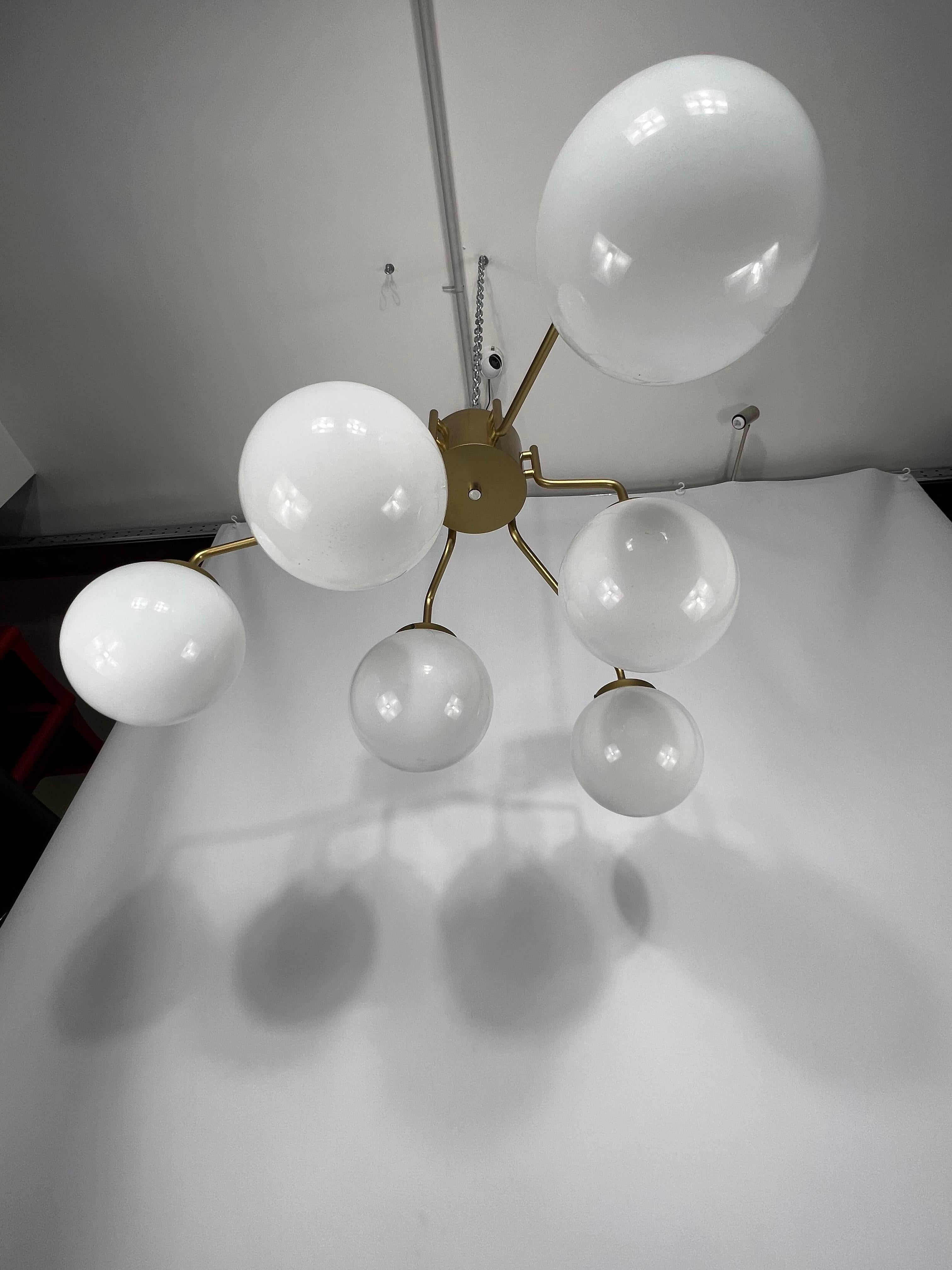 Monumental Mid-Century Brass and Milk Glass Ceiling Lamp by Reggiani, Italy 1970 For Sale 13