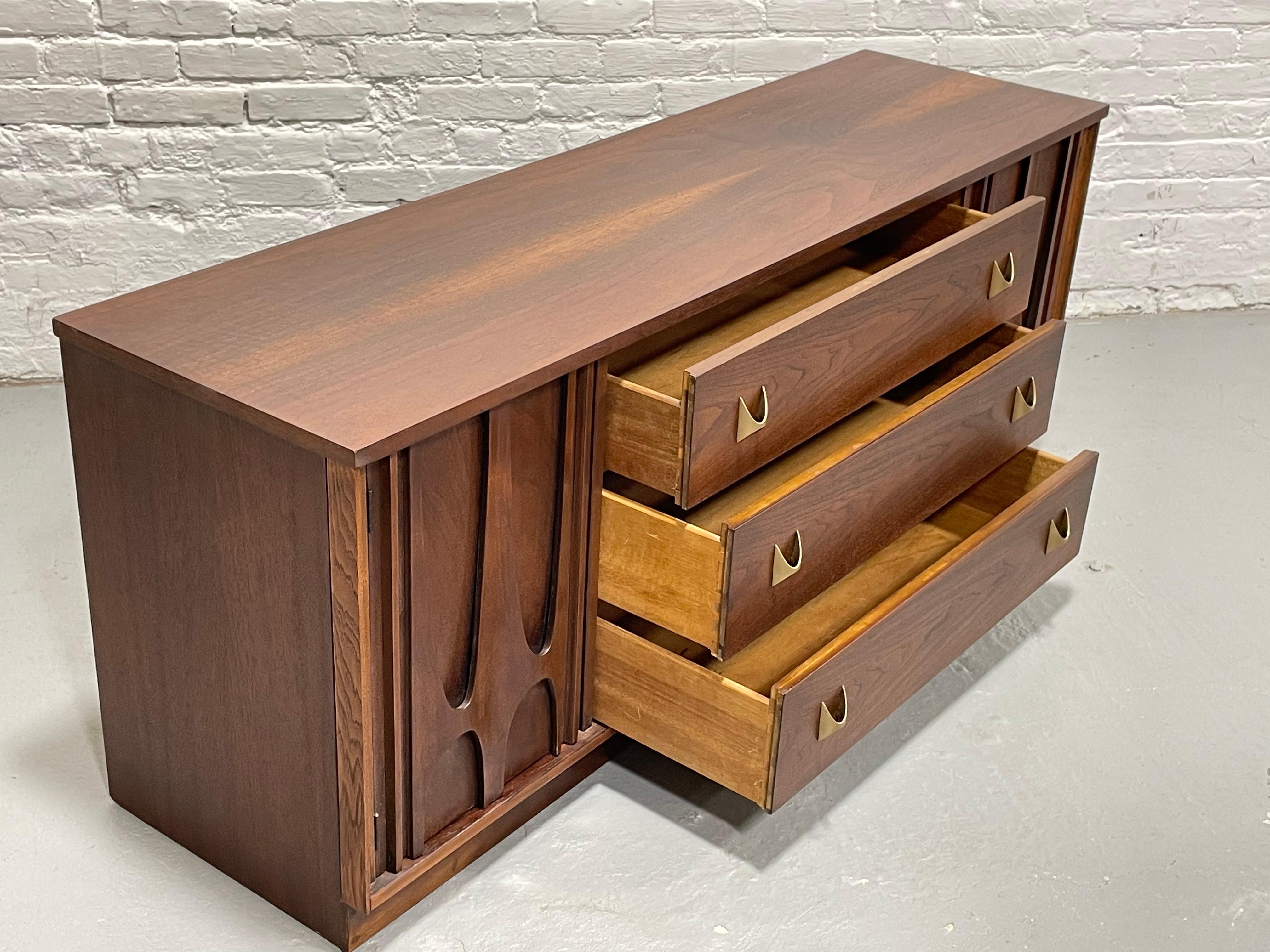 MONUMENTAL Mid Century Modern Broyhill BRASILIA Long DRESSER / Credenza, c. 1960 5
