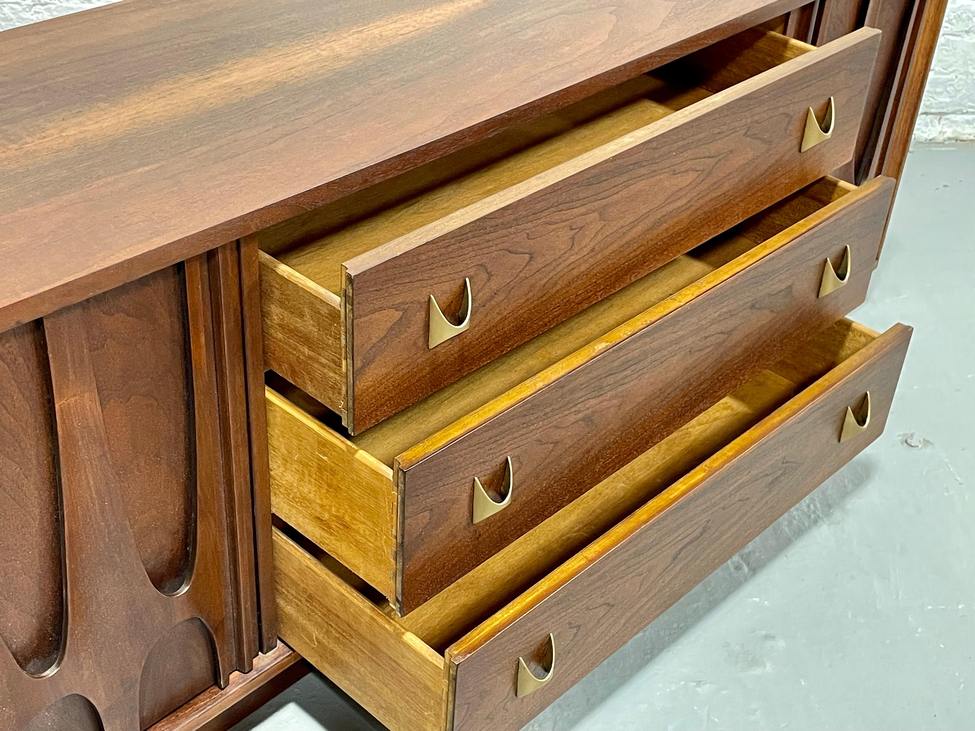 MONUMENTAL Mid Century Modern Broyhill BRASILIA Long DRESSER / Credenza, c. 1960 6