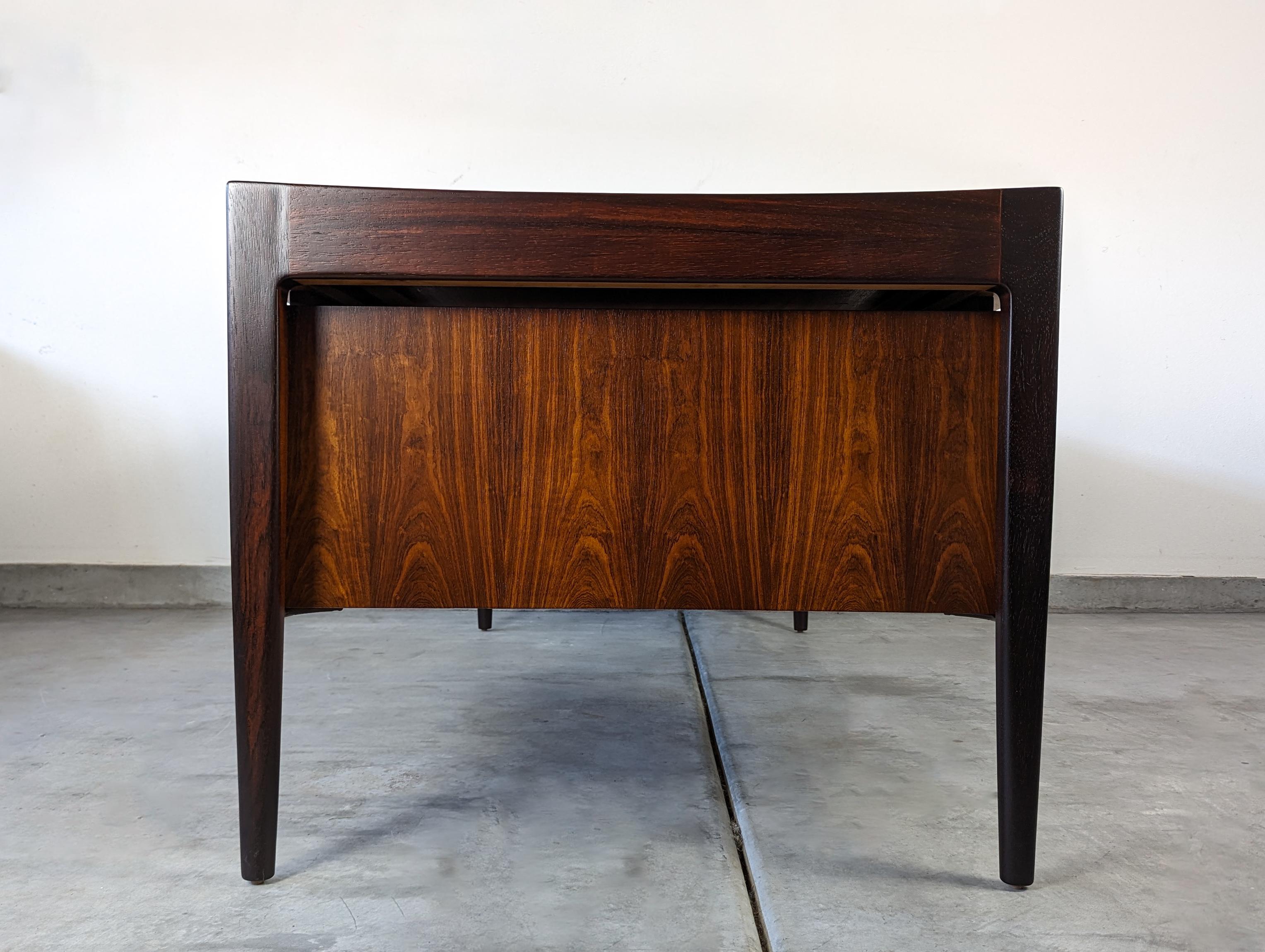 Monumental Mid Century Modern Executive Rosewood Scandinavian Desk, c1960s For Sale 3