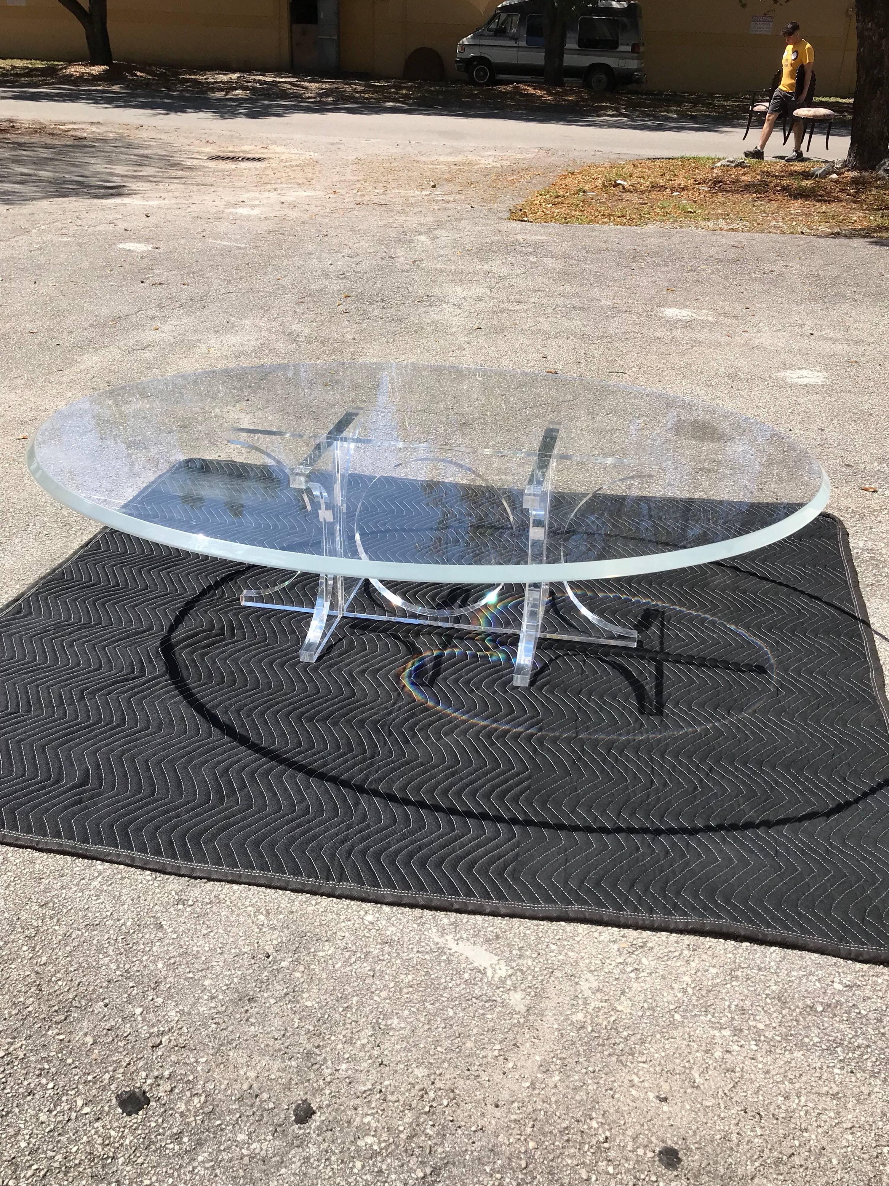Monumental Mid-Century Modern Oval Lucite Cocktail Table or Coffee Table 3