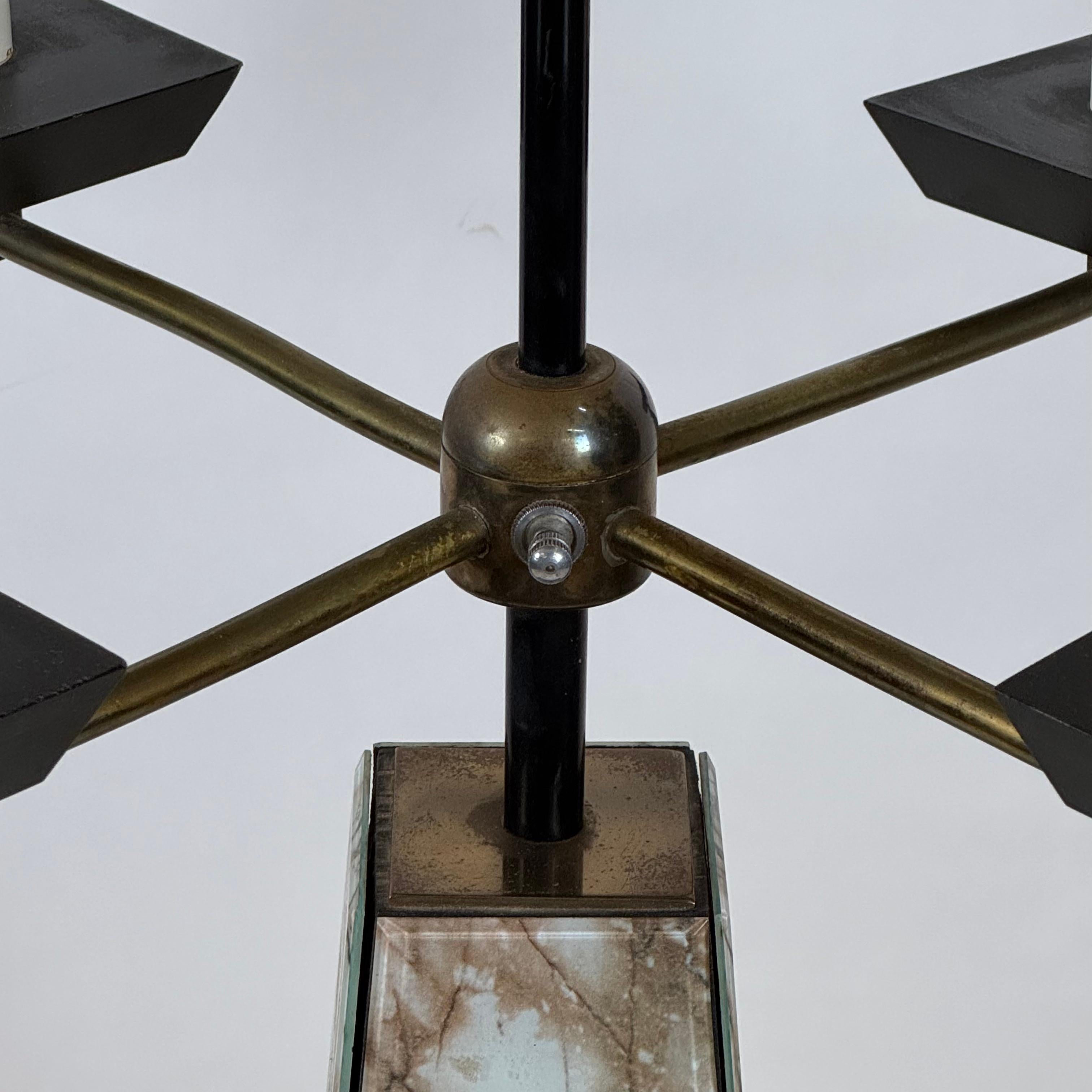 XX secolo Lampada a candelabro con obelisco monumentale di metà secolo nello stile di Tommi Parzinger in vendita
