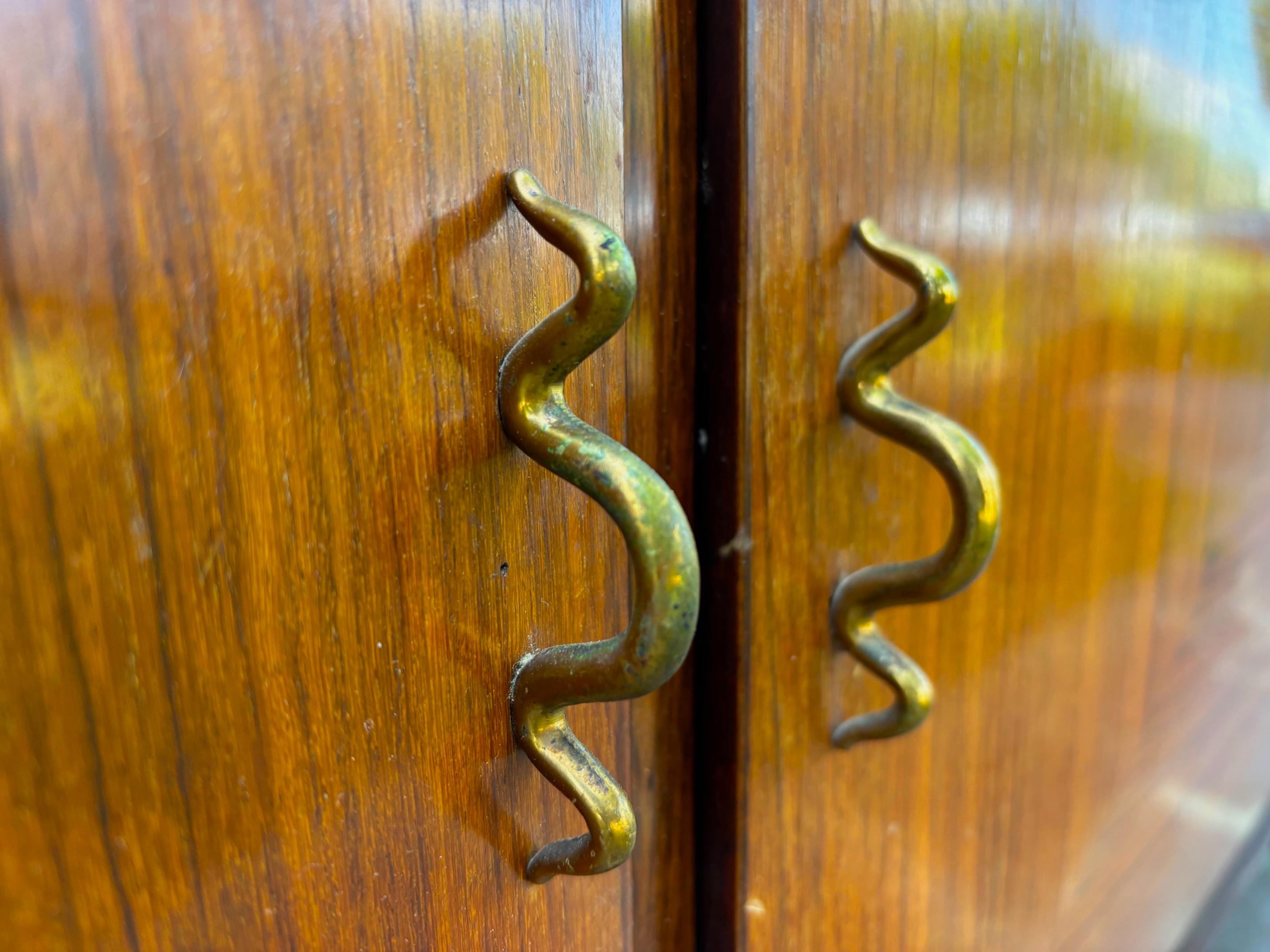 Monumental Mid-Century Sideboard in Wood and Brass, Buffa Style, Italy 1950s In Good Condition For Sale In Argelato, BO
