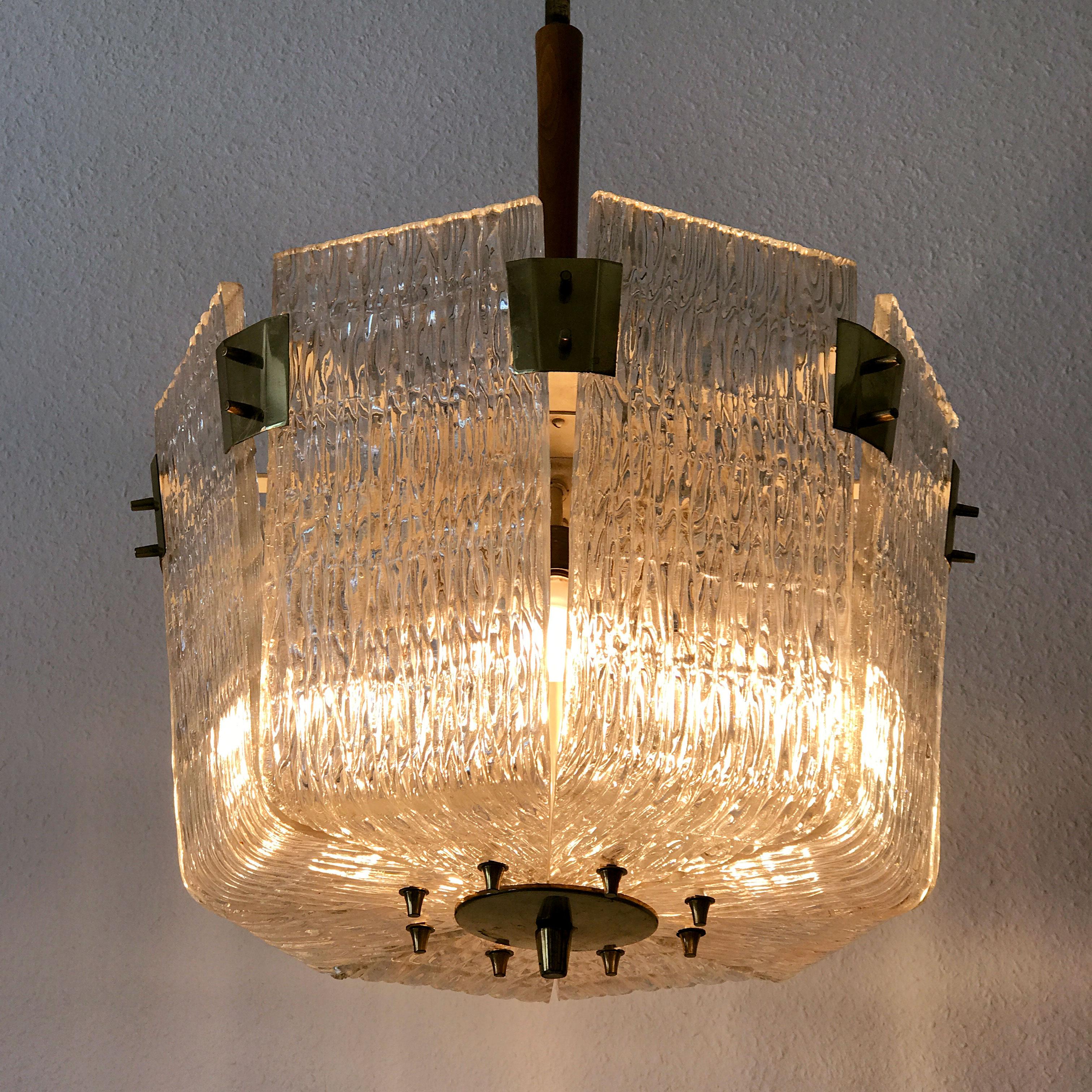 Austriaco Monumentale lampadario a cesto o lampada a sospensione del Midcentury di J.T. Kalmar, anni '50 in vendita
