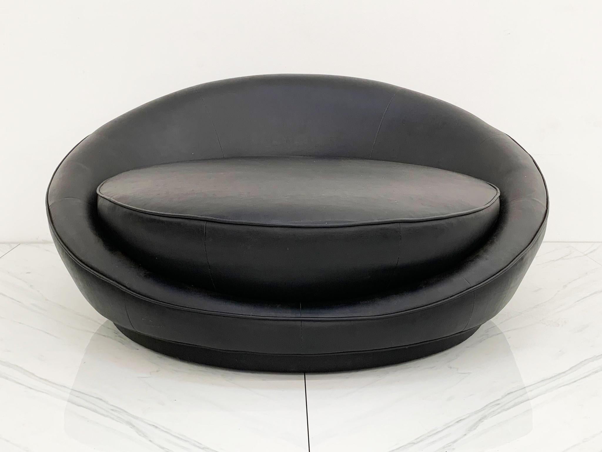 Mid-20th Century Monumental Satellite Chaise in the Style of Milo Baughman