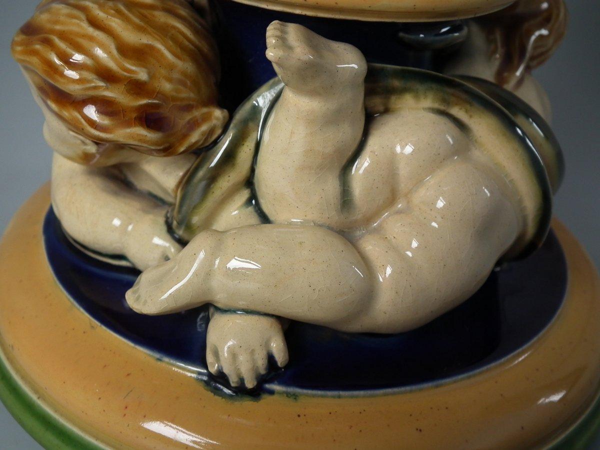 Aiguière et support monumentaux en majolique de Minton en vente 6