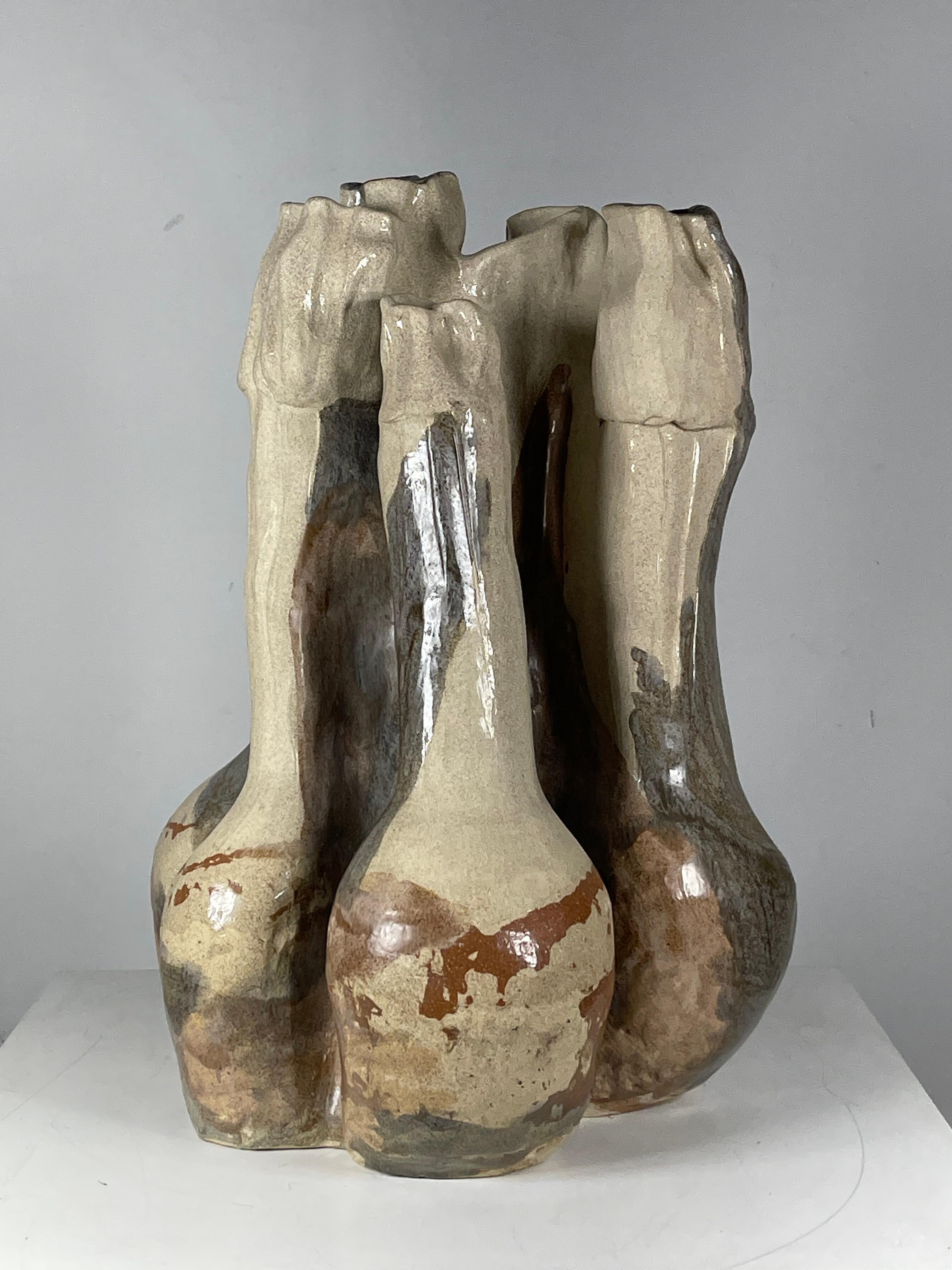 Monumentales modernistisches Kunstkeramikgefäß (Vase) von Rita M. Bates im Angebot 1