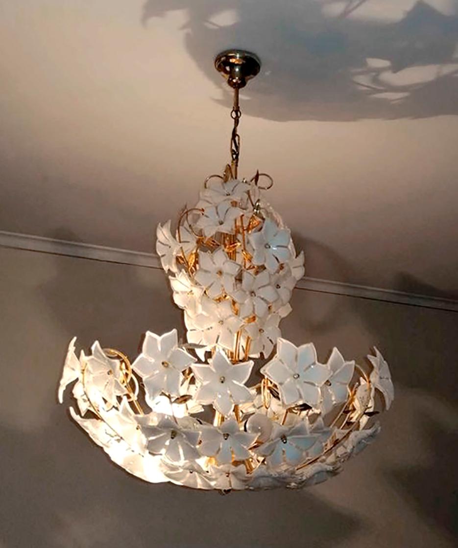 Monumental Modernist Italian Murano Venini Style Flower Glass Gilt Chandelier For Sale 3