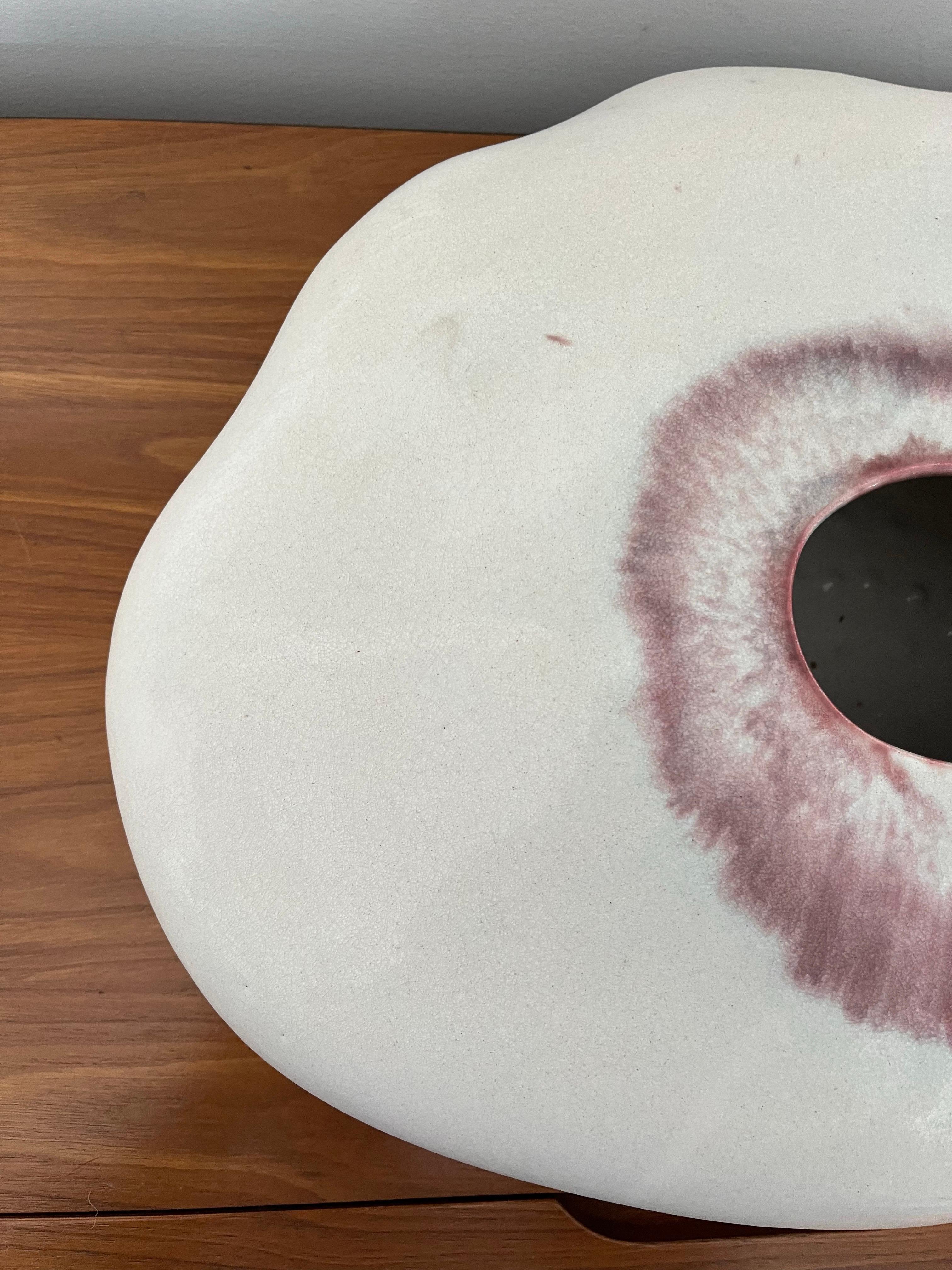 Vase monumental moderniste en raku de Tony Evans Bon état - En vente à W Allenhurst, NJ