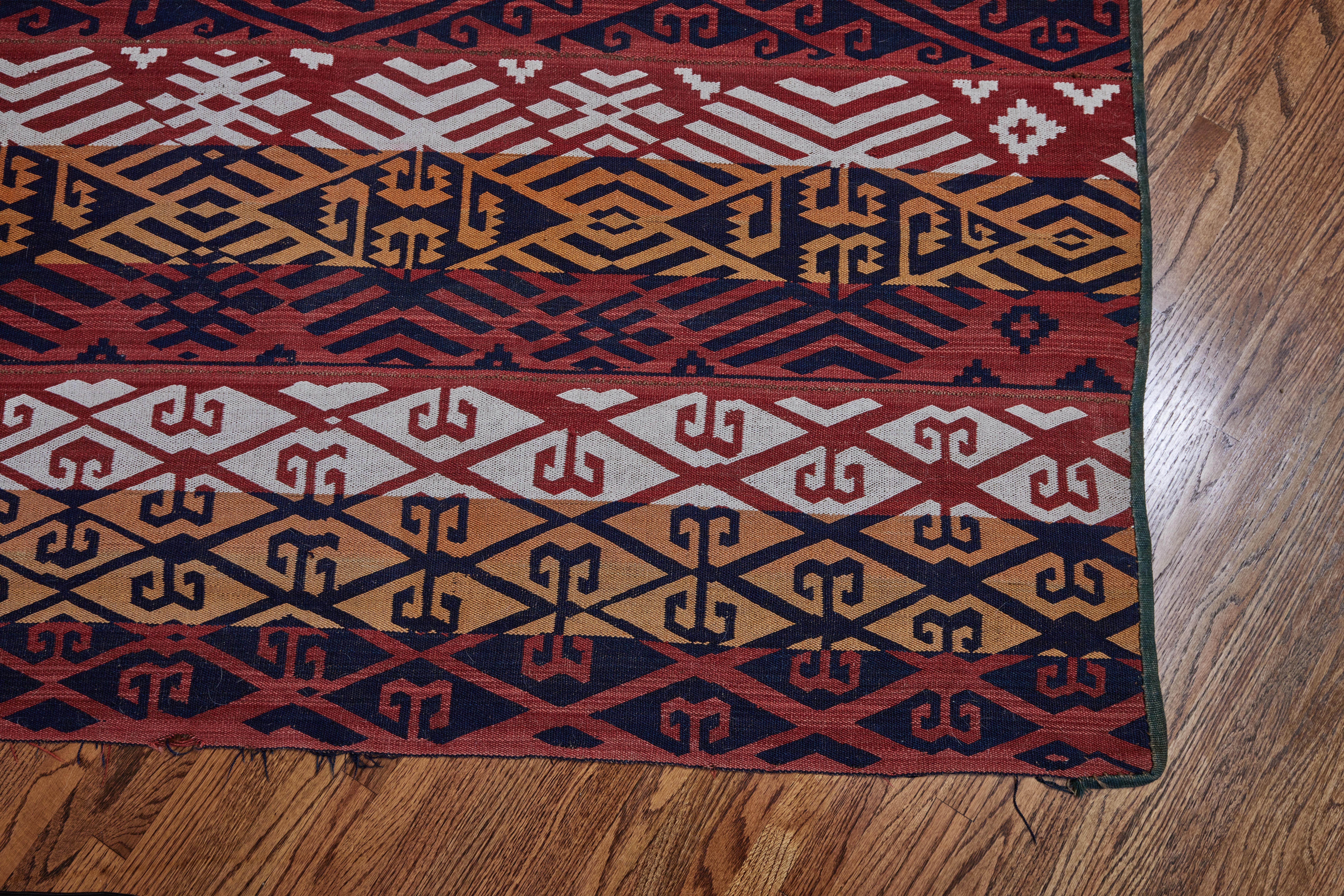 Monumentaler marokkanischer Berber-Flachgewebe-Teppich, ca. 1960er Jahre (Wolle) im Angebot
