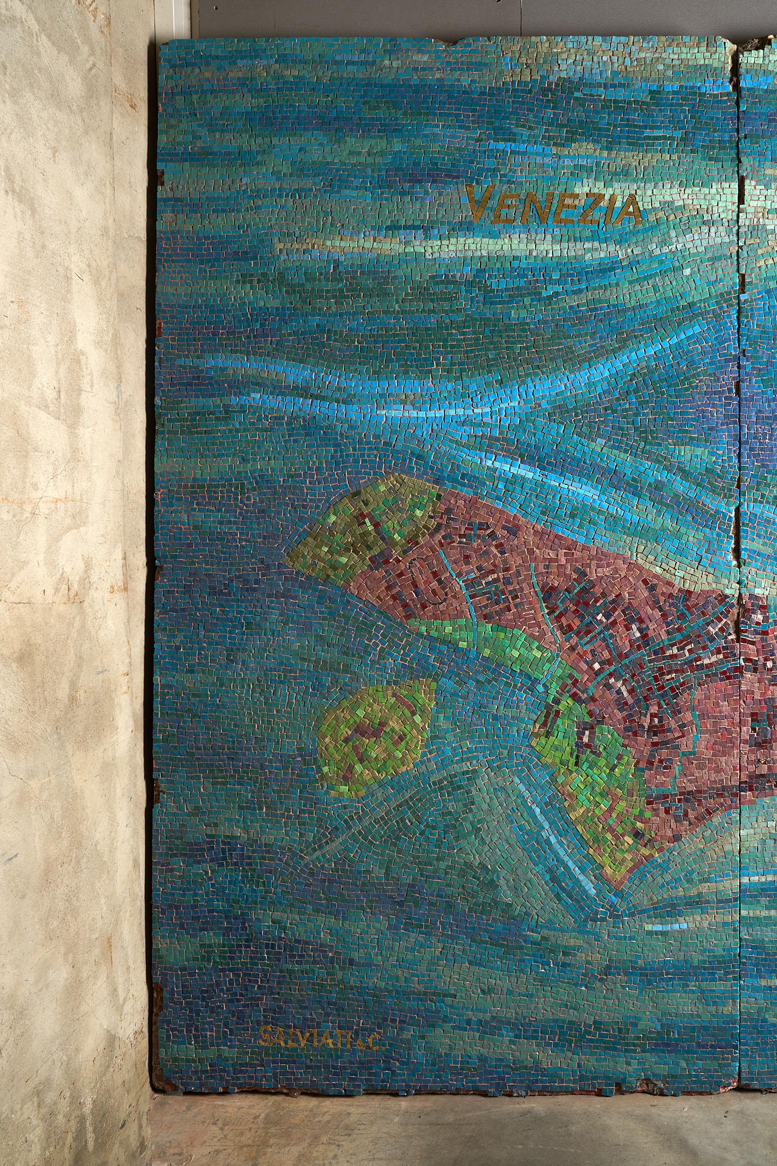 Mosaïque monumentale en verre de Murano représentant Venise - Century Glass Co. en vente 3
