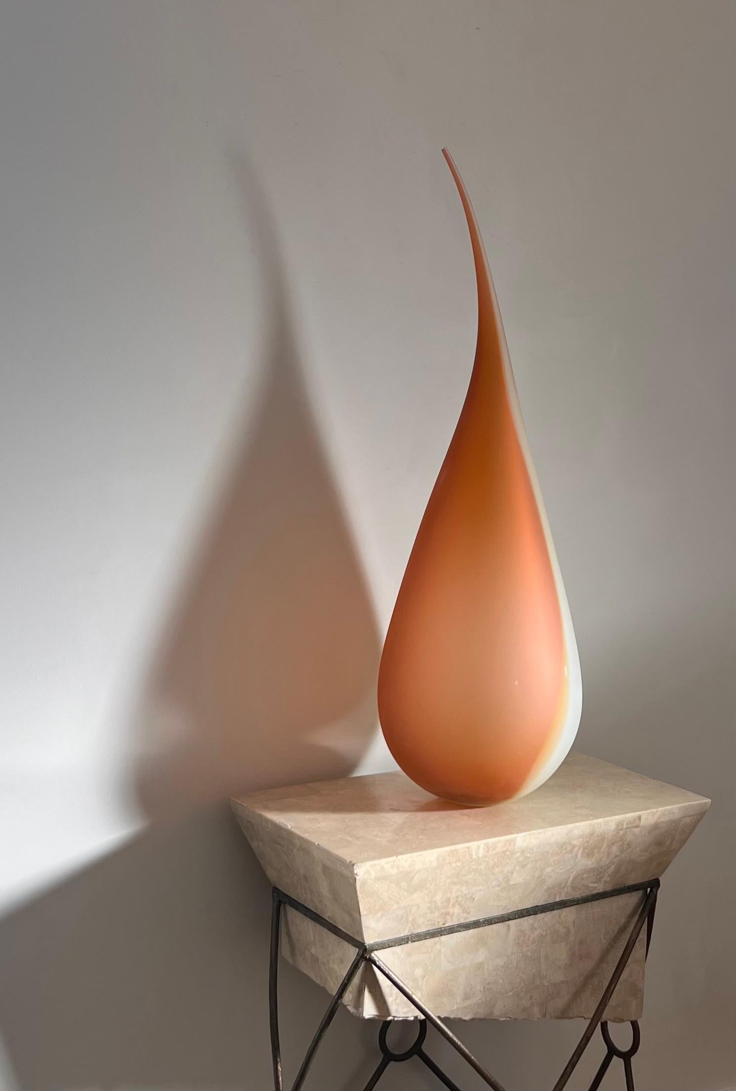 Monumental récipient en verre d'art givré de près de 3 pieds, fin du 20e siècle. en vente 9