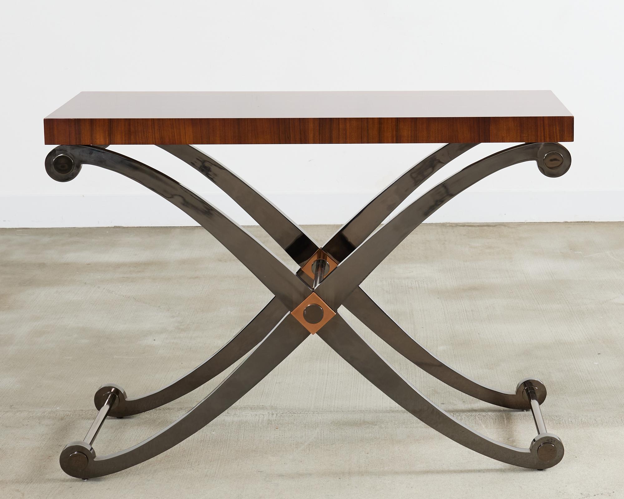 Table console monumentale de style néoclassique à base de fer Curule en vente 12