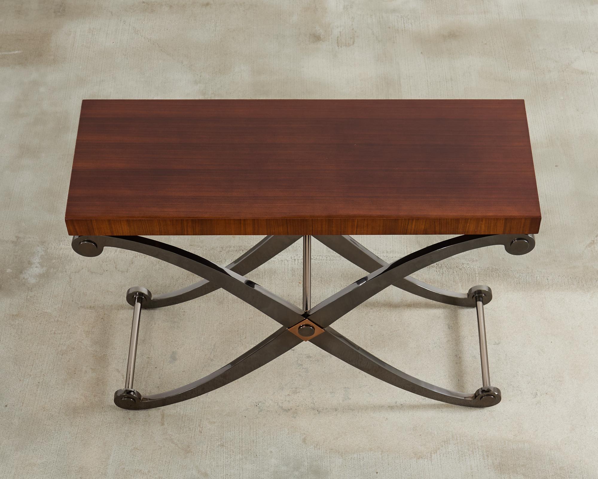 Américain Table console monumentale de style néoclassique à base de fer Curule en vente