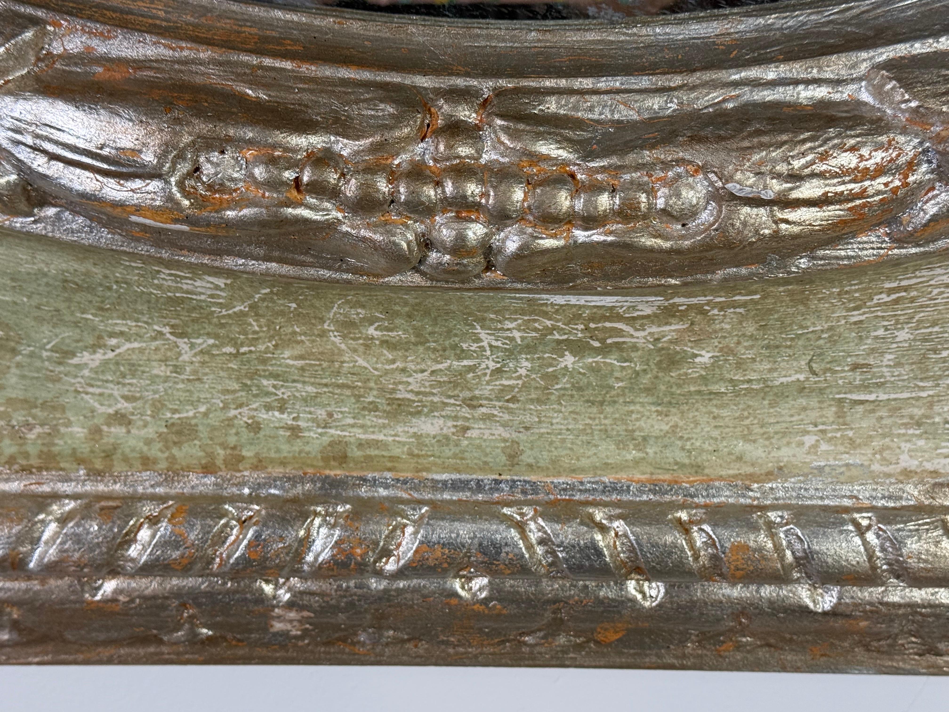 Espejo Octogonal Pintado Monumental de Estilo Neoclásico Europeo en venta