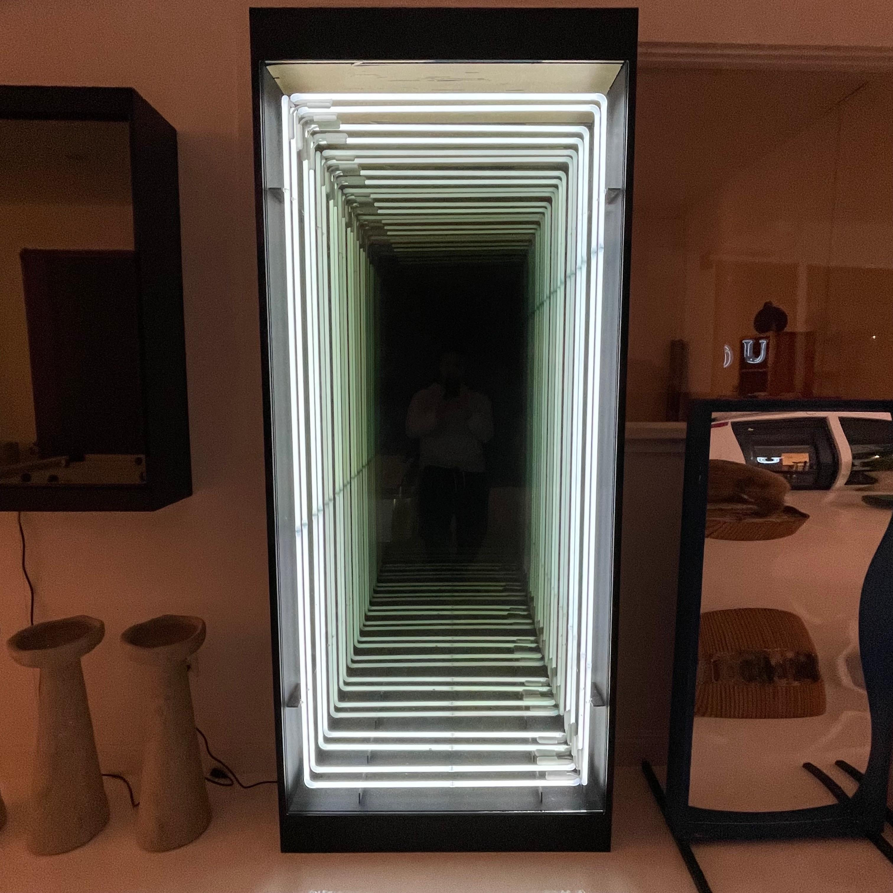 wall infinity mirror