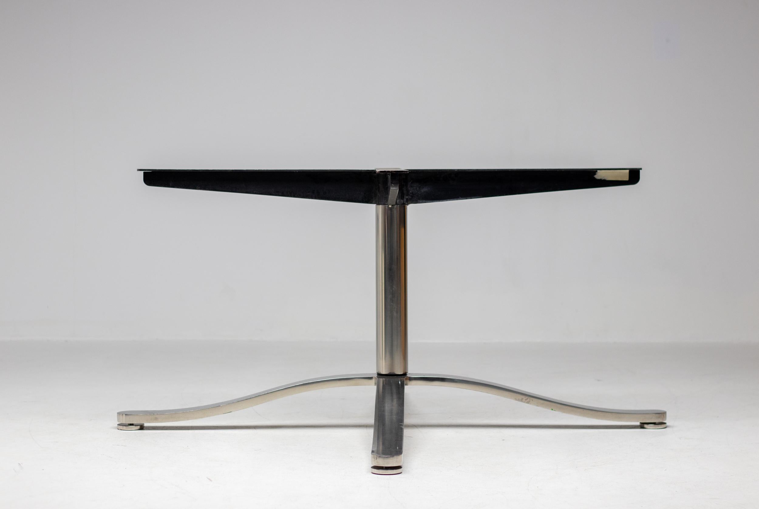Table de conférence ou de salle à manger monumentale 