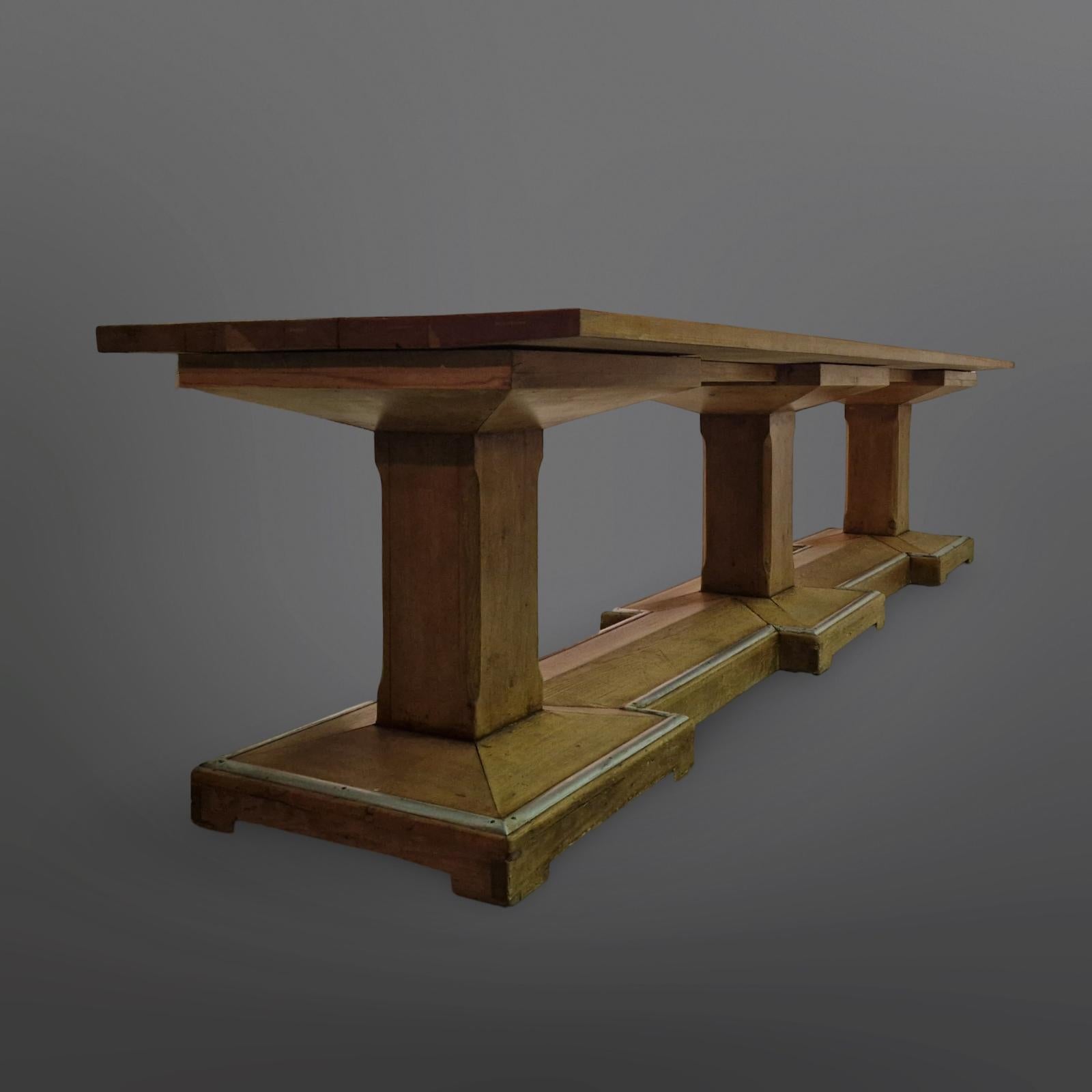 Monumental oak conference table in Haagse school style, Switzerland 1940 3