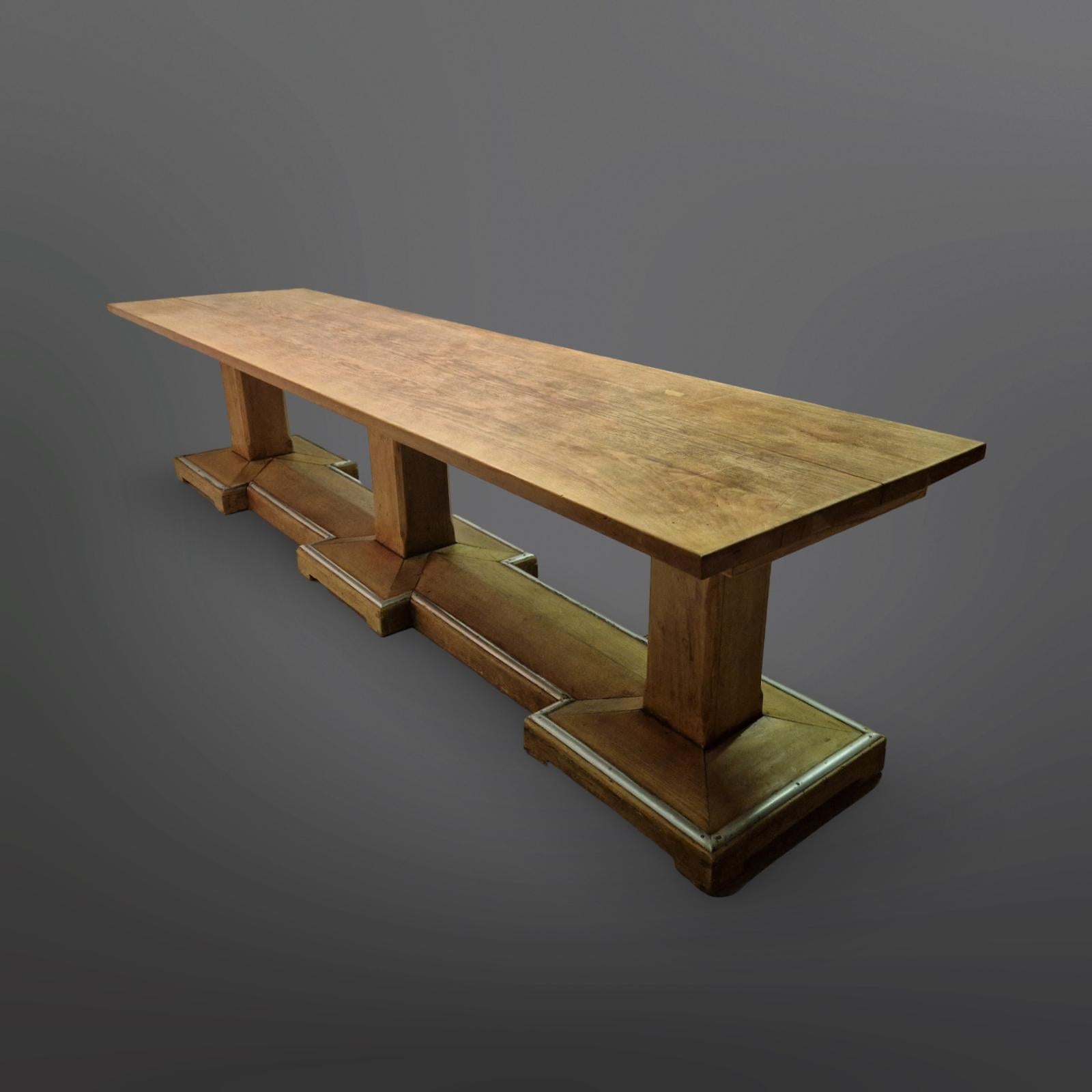 Monumental oak conference table in Haagse school style, Switzerland 1940 4