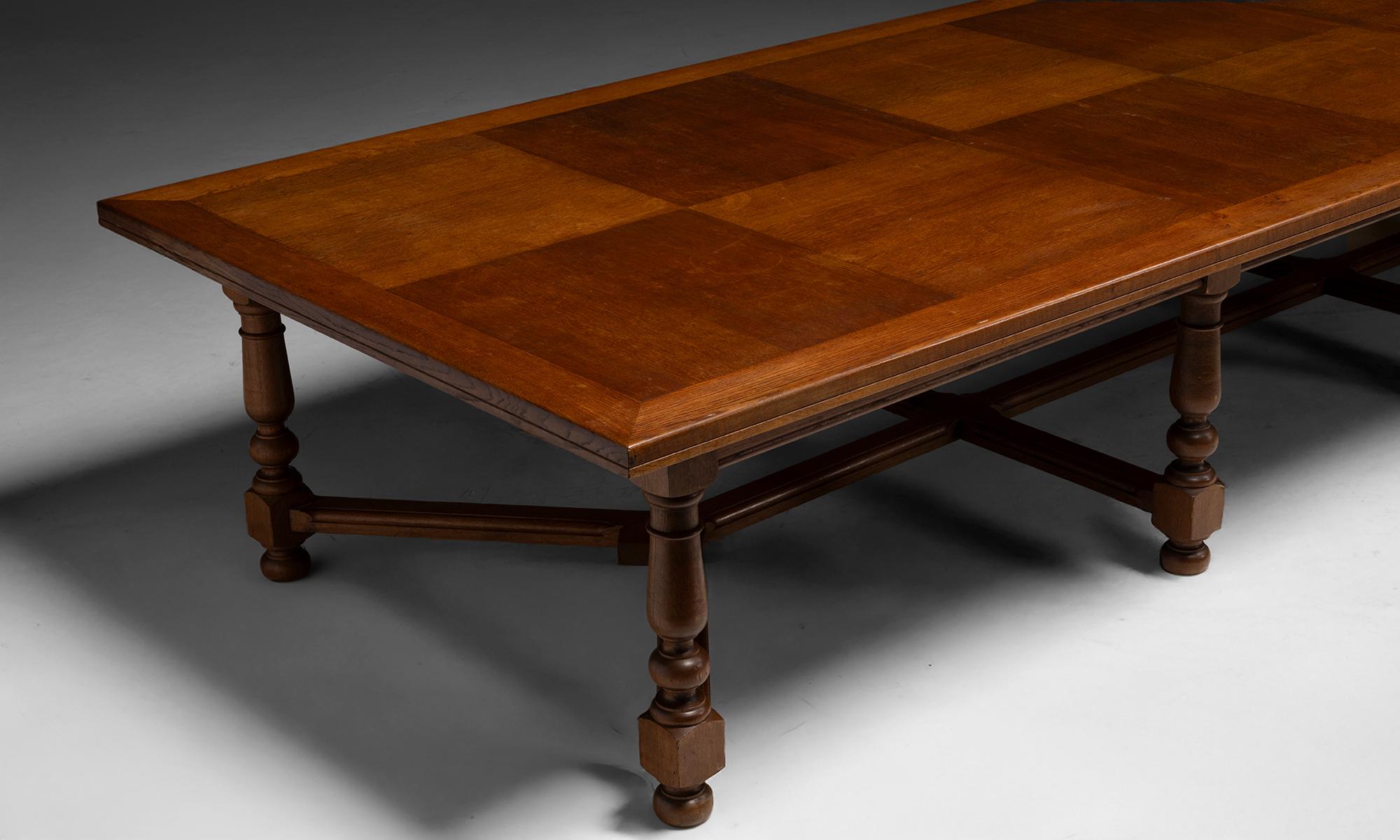 Monumental Oak Dining Table, France circa 1900 In Good Condition For Sale In Culver City, CA