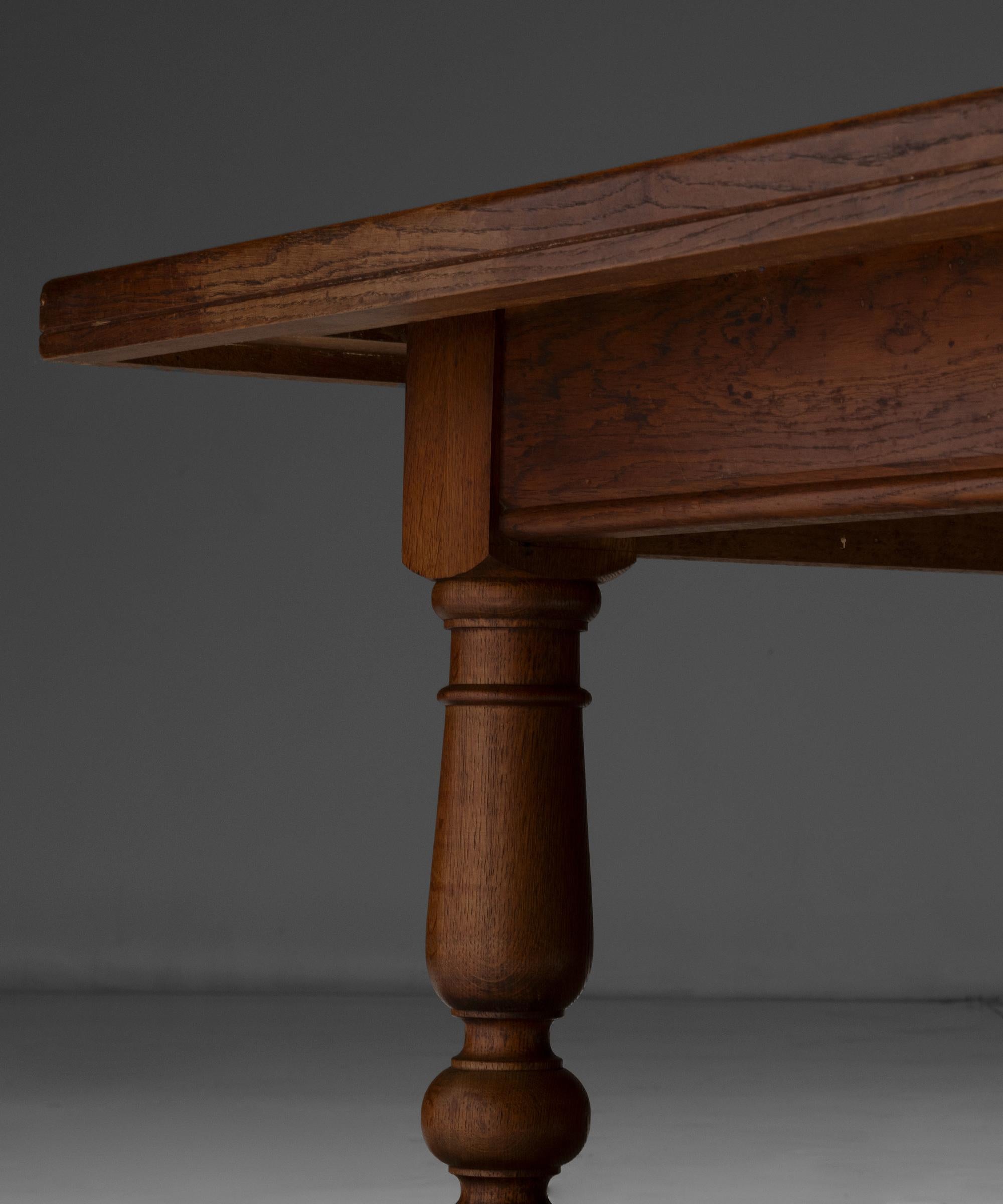 Monumental Oak Dining Table, France circa 1900 For Sale 2