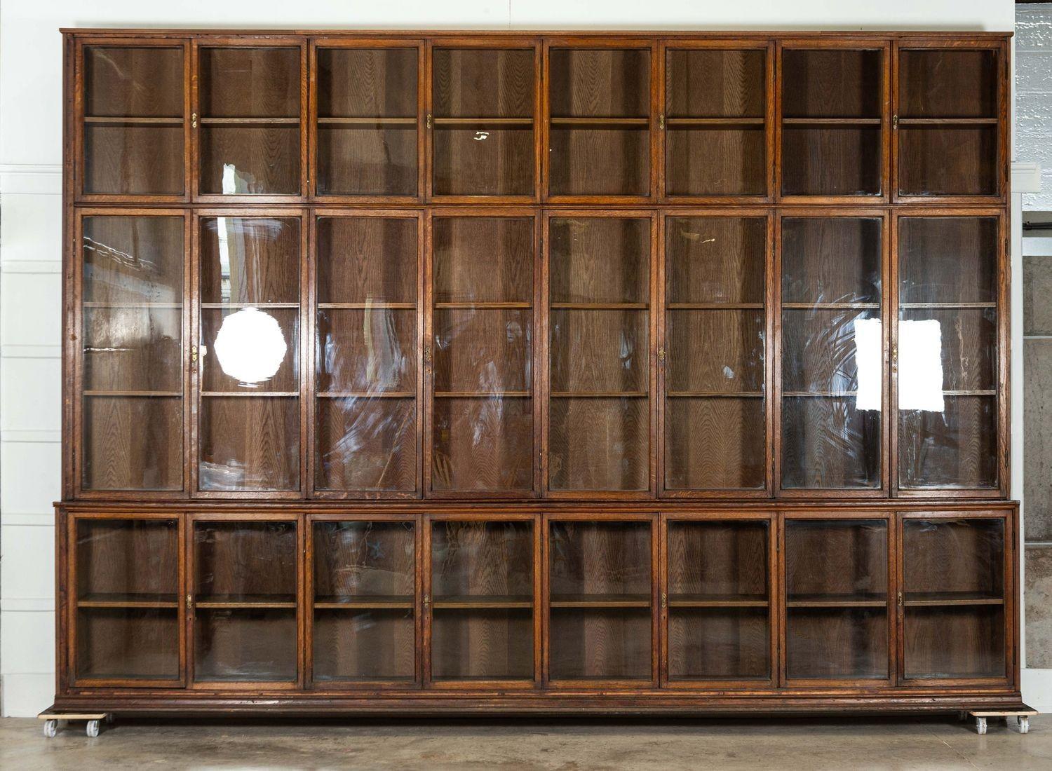Monumental Oak Glazed Haberdashery Bookcase Cabinet In Good Condition For Sale In Staffordshire, GB