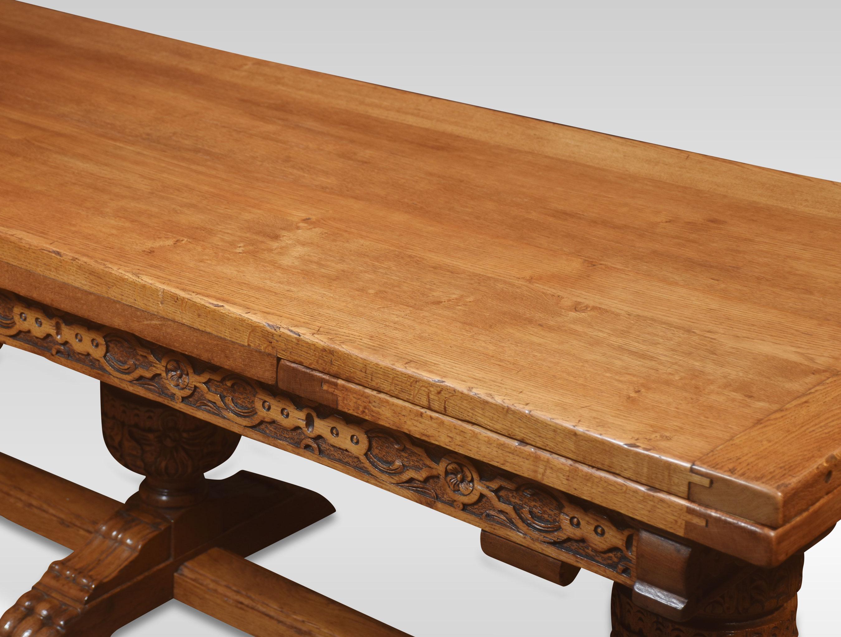 Monumental oak refectory table For Sale 4