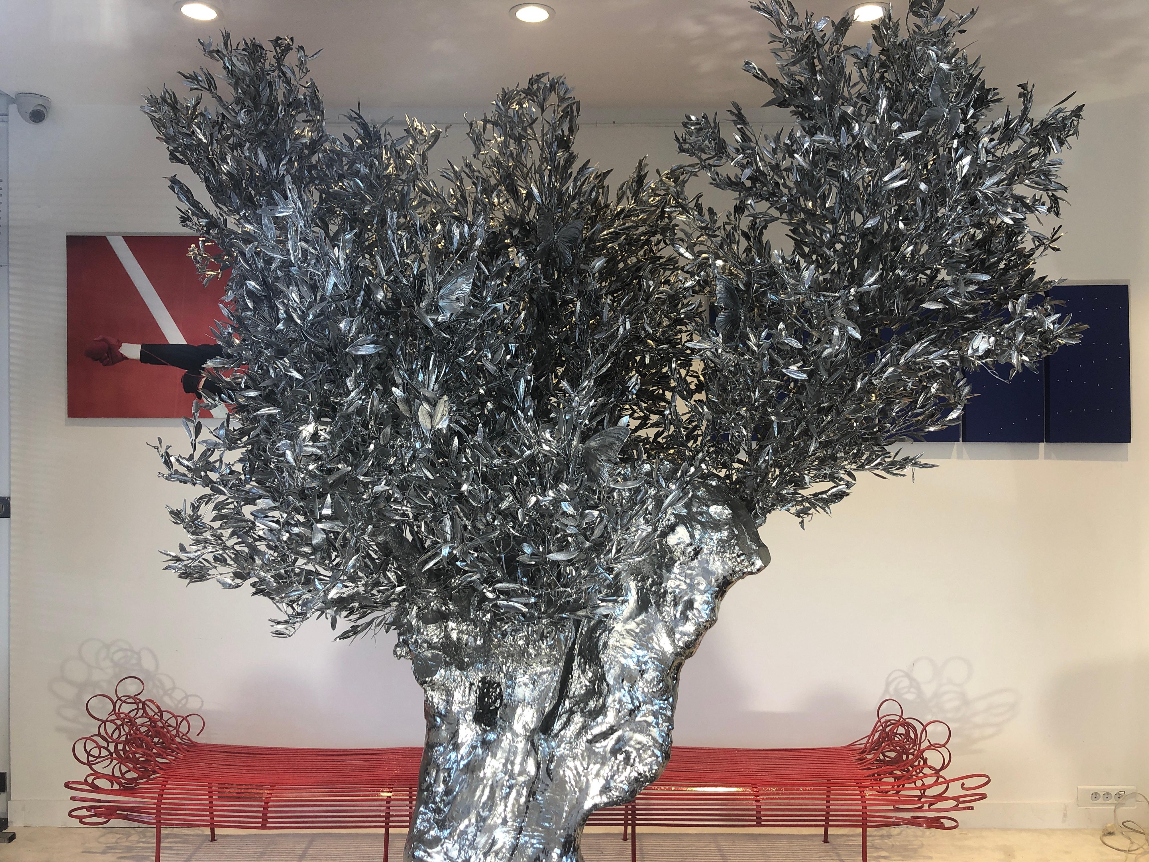 Monumental Olive Tree, Vanity-Skulls, Butterflies by Philippe Pasqua Sculpture 7