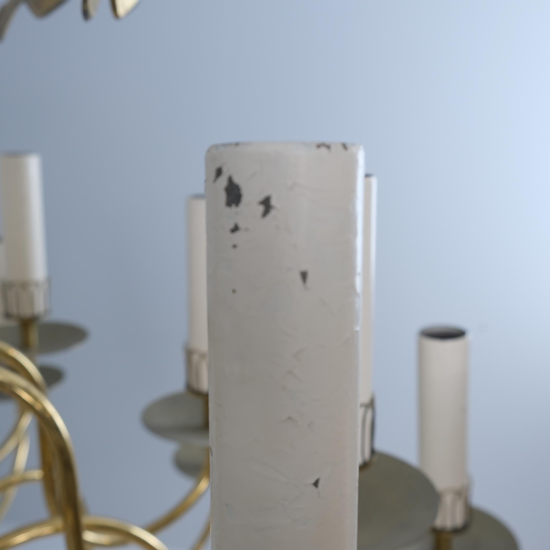Lampada da soffitto monumentale in ottone in stile barocco di Paavo Tynell, Taito 1950s in vendita 6