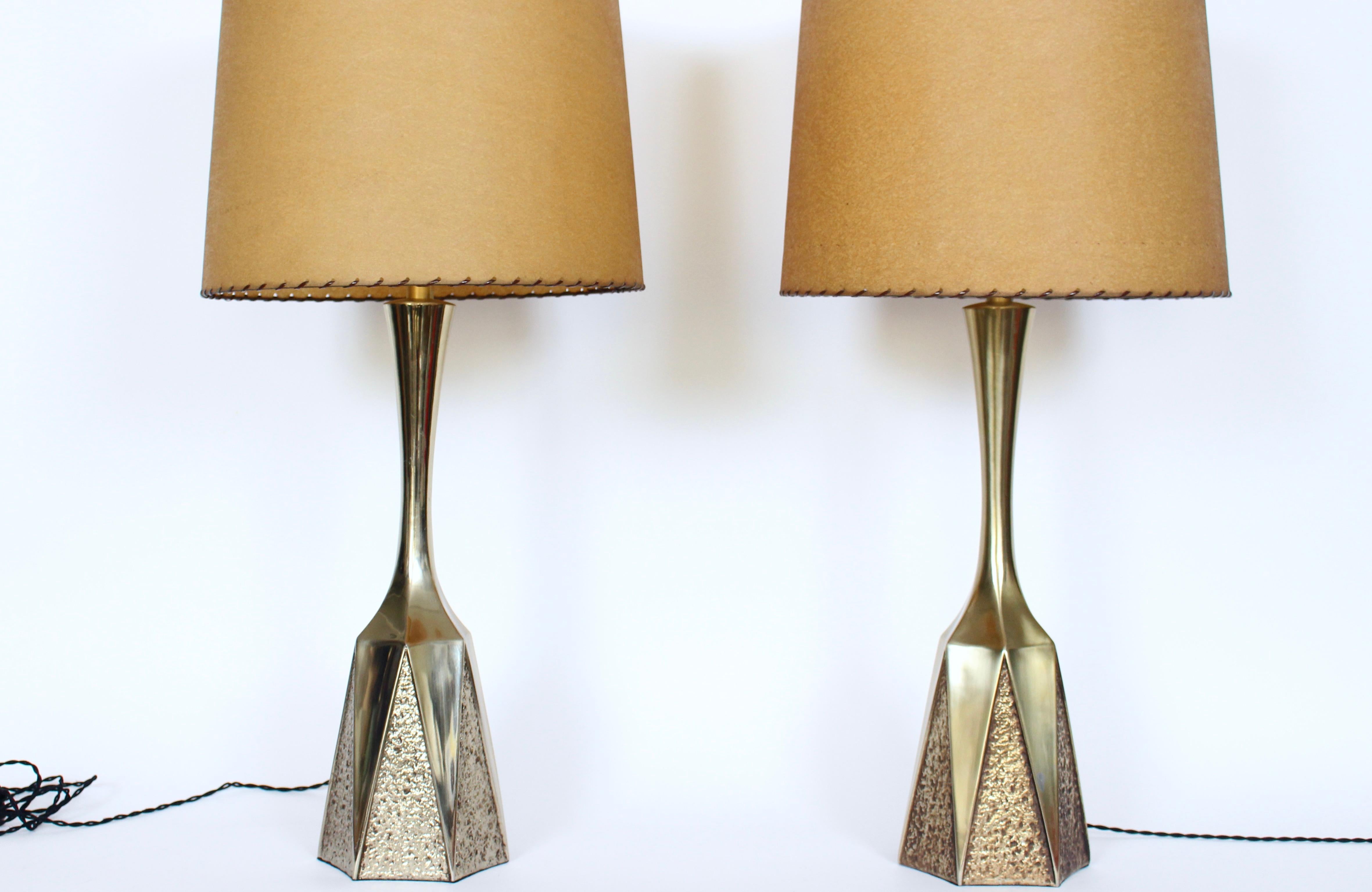 Plated Monumental pair of Barr & Weiss for Laurel Lamp Co. Textured Brass Table Lamps For Sale