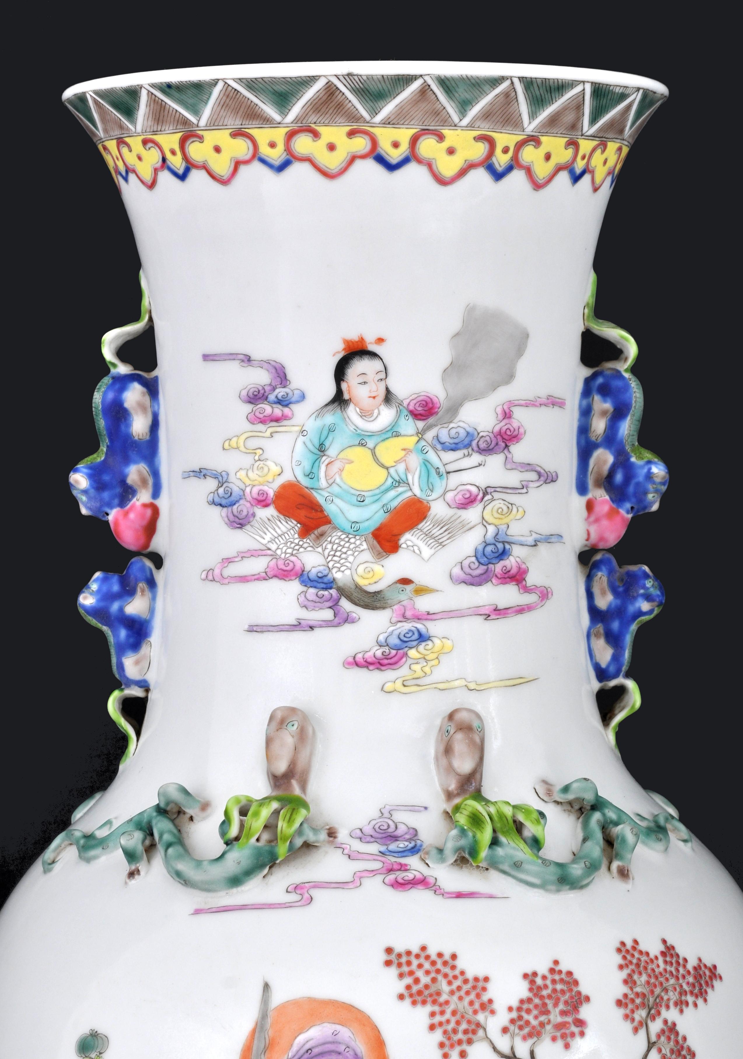 Monumentales Paar antiker chinesischer Famille Rose Porzellanvasen aus der Qing-Dynastie im Angebot 5