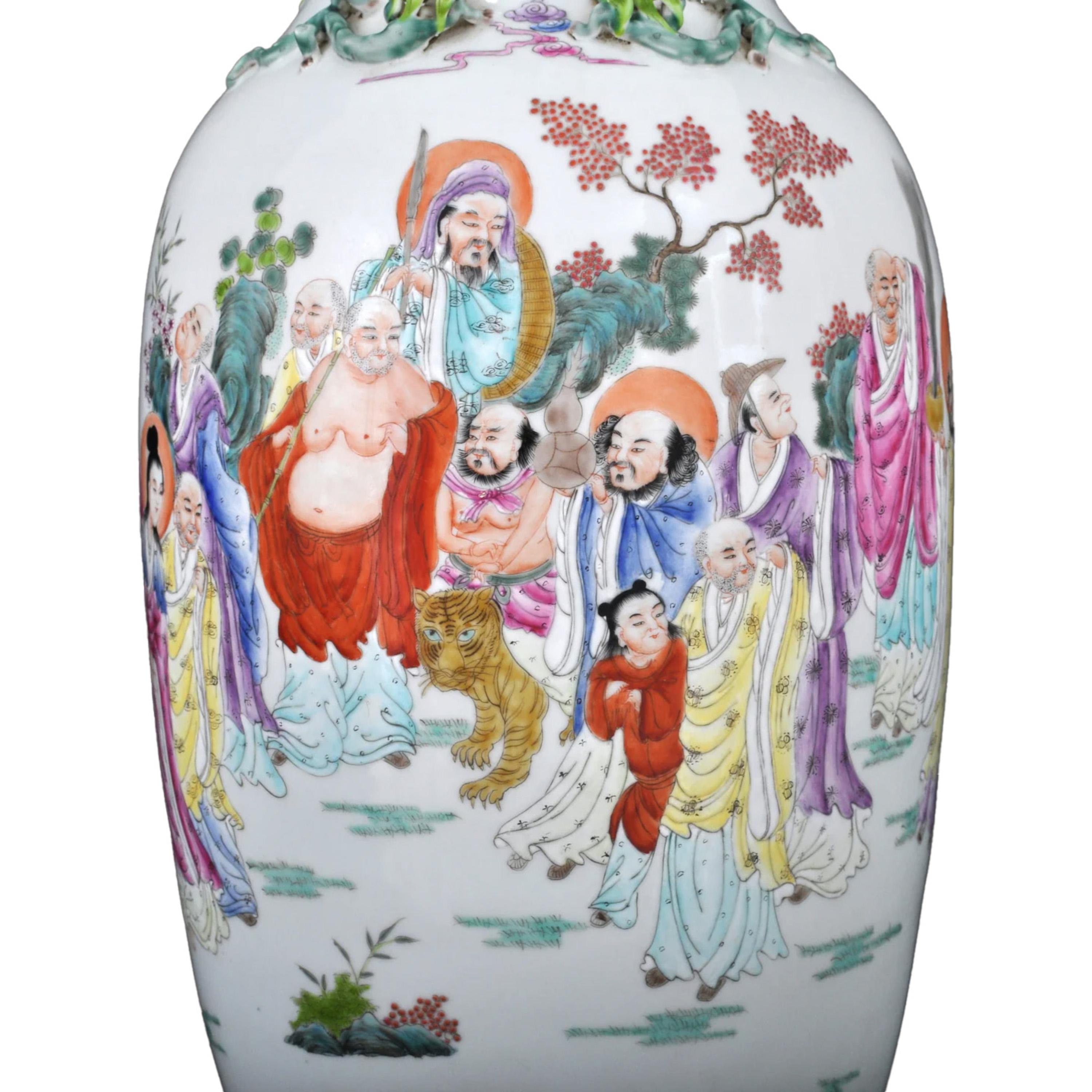 Pareja monumental Jarrones antiguos de porcelana rosa de la dinastía Qing china 1900 en Bueno estado para la venta en Portland, OR