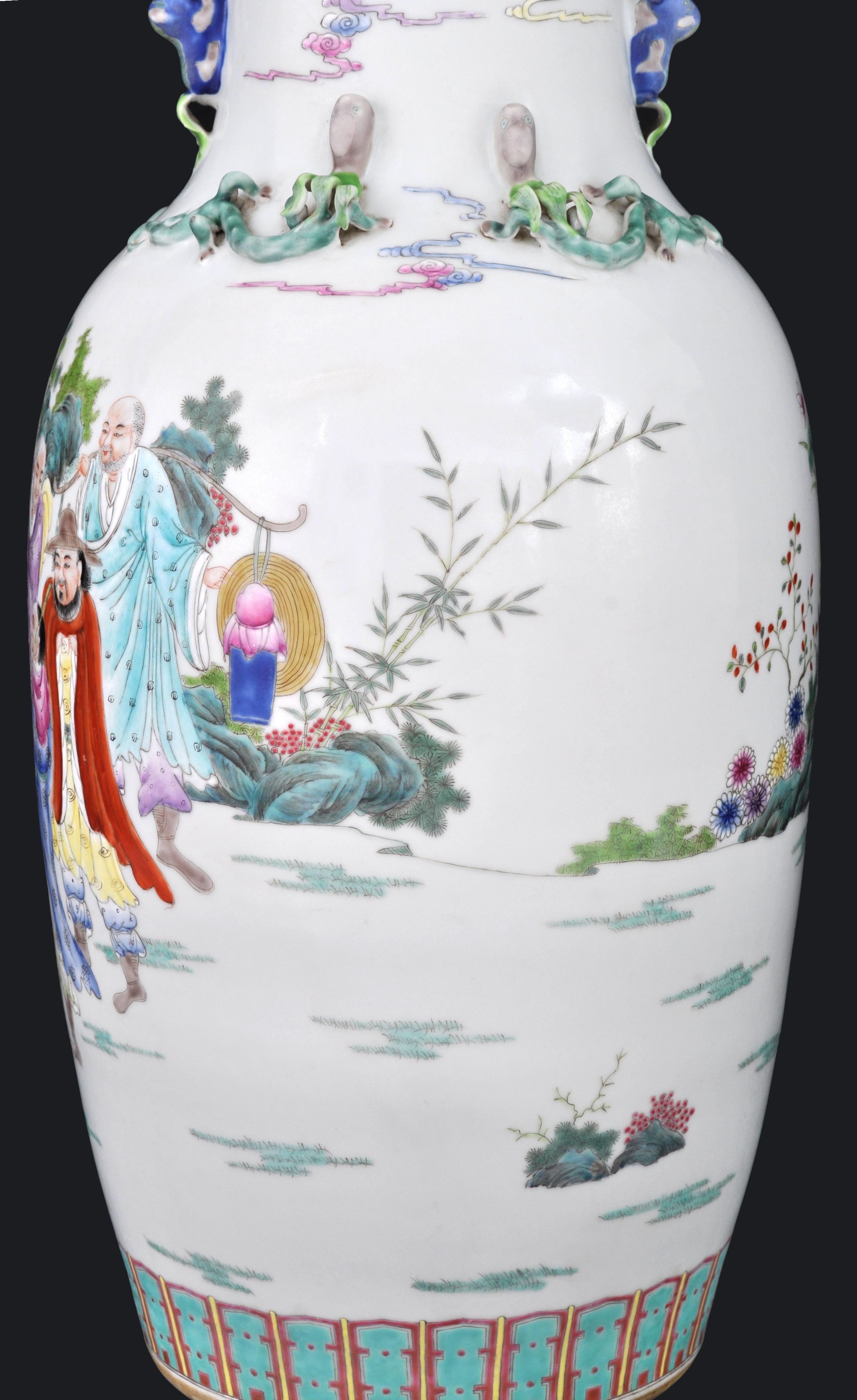 Monumental Pair of Antique Chinese Qing Dynasty Famille Rose Porcelain Vases For Sale 1