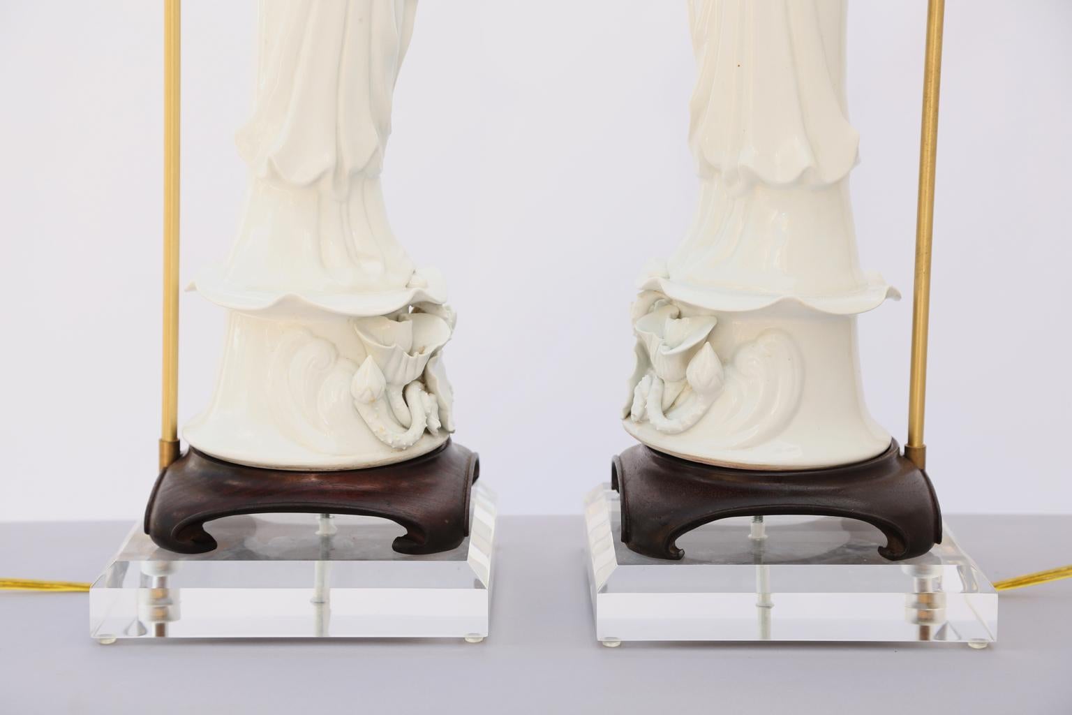 19th Century Monumental Pair of Blanc de Chine Kwan Yin Figural Lamps on Lucite Bases