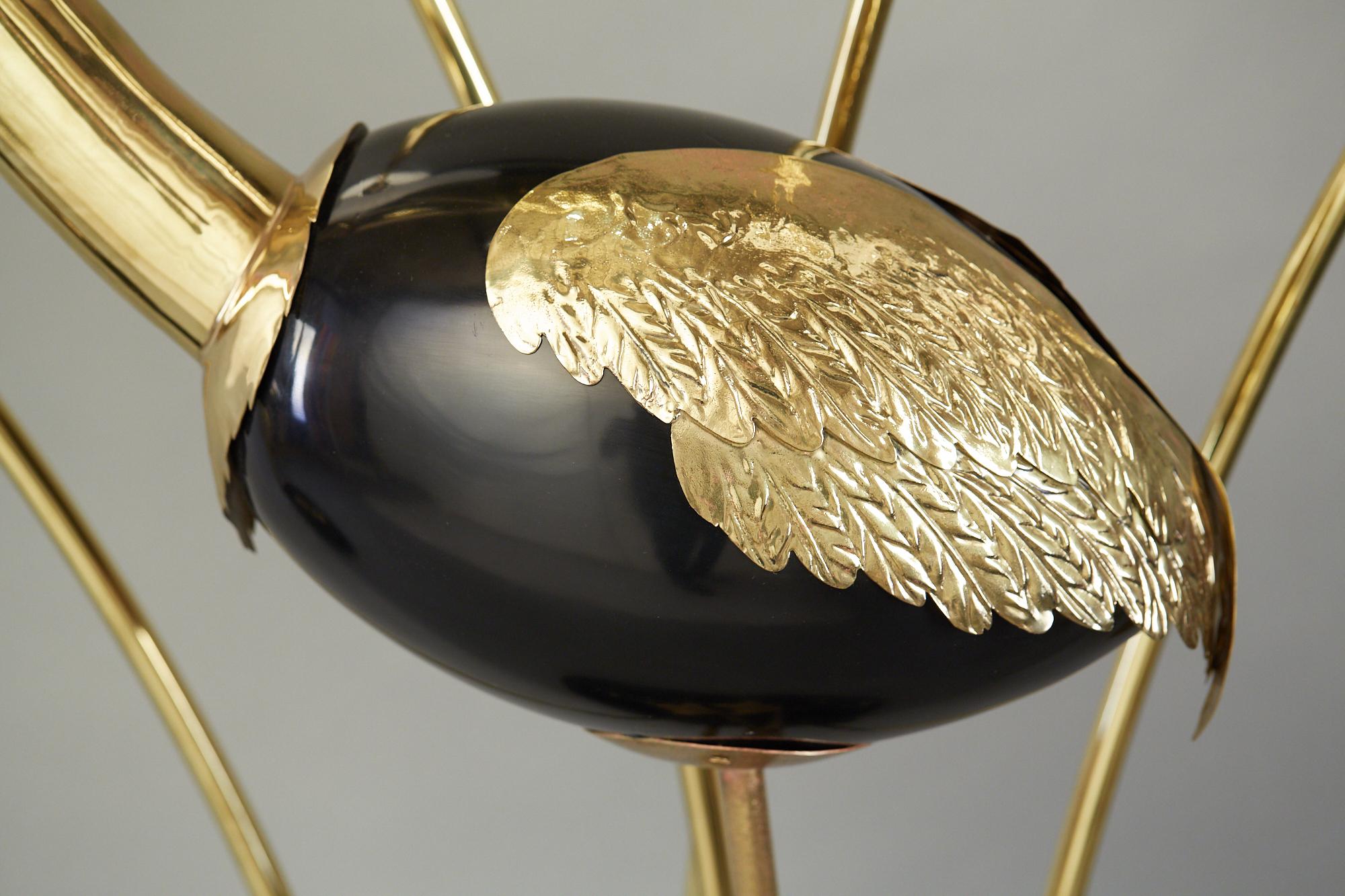 Paire monumentale de lampadaires égrets sur pied en laiton d'Antonio Pavia en vente 7