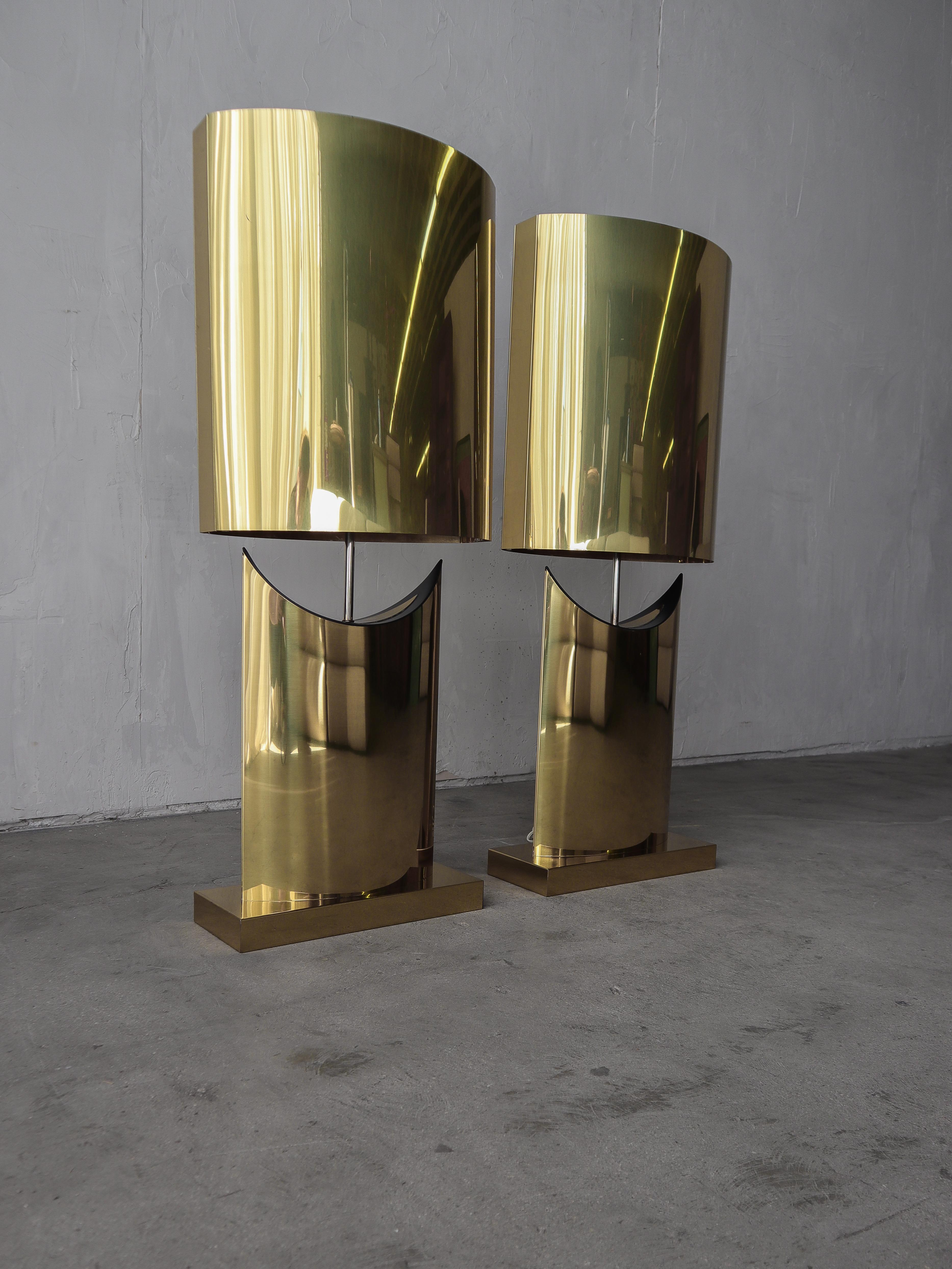 Monumental Pair of Brass Table Lamps by Curtis Jere In Good Condition For Sale In Las Vegas, NV