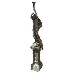 Monumentales Paar Bronzeskulpturen des frühen 20. Jahrhunderts