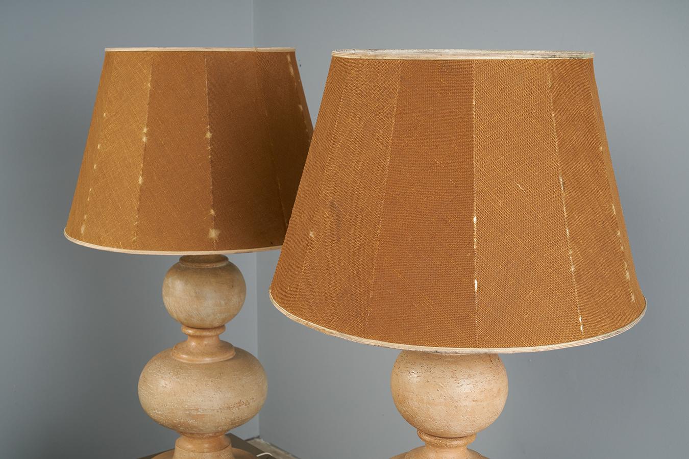 Monumental Pair of Earthenware Italian Ceramic Lamps by Ugo Zaccagnini  For Sale 1