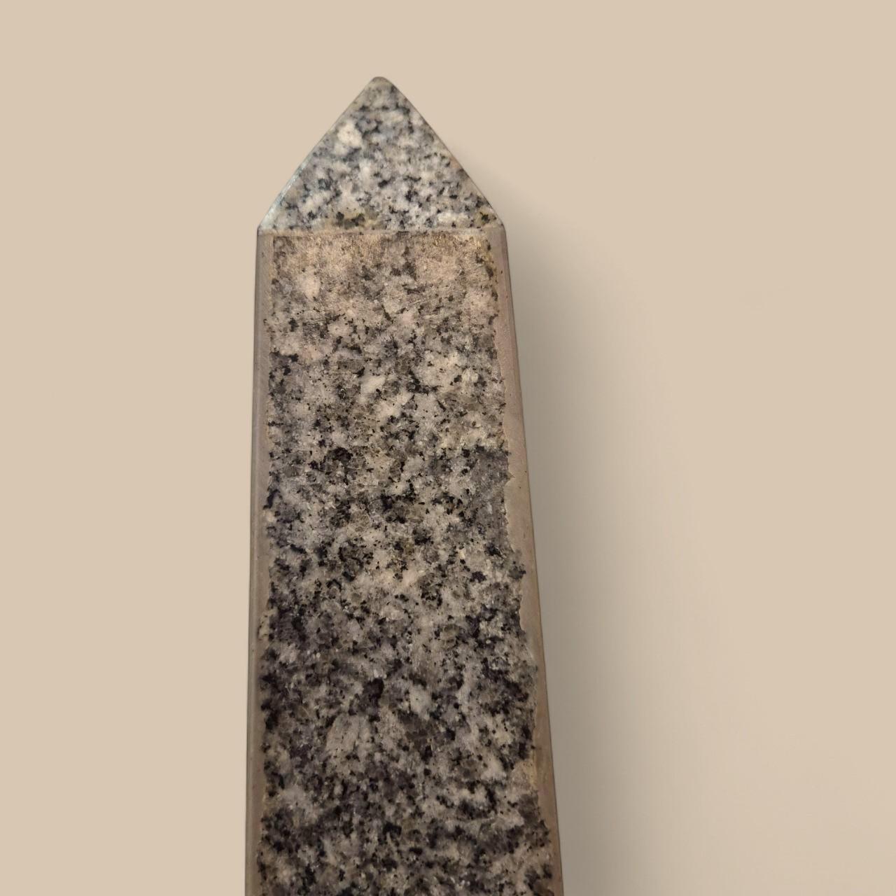 Late 19th Century Monumental pair of Empire style porphyry and bronze obelisks, 19th century For Sale