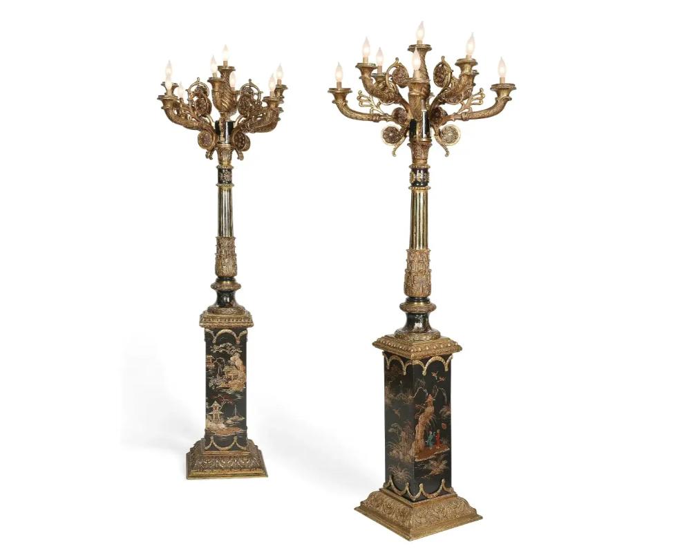 Monumental pair of French gilt bronze and Chinoiserie painted torcheres / candelabra 20th century.

Very decorative, perfect for any grand entrance. Similar torchieres like this are in the Plaza Hotel in New York City.....

Measures: 80