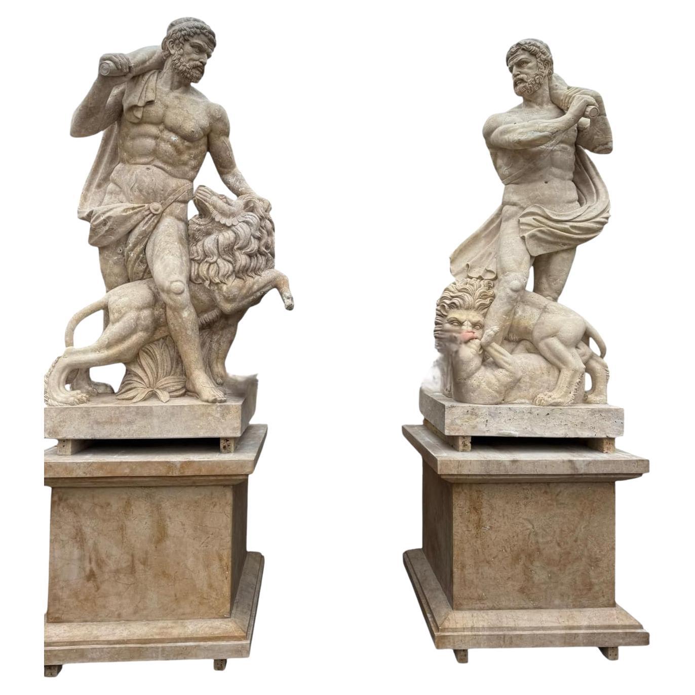 Paire de sculptures monumentales d'Hercule en marbre italien - Fin du 20e siècle 280