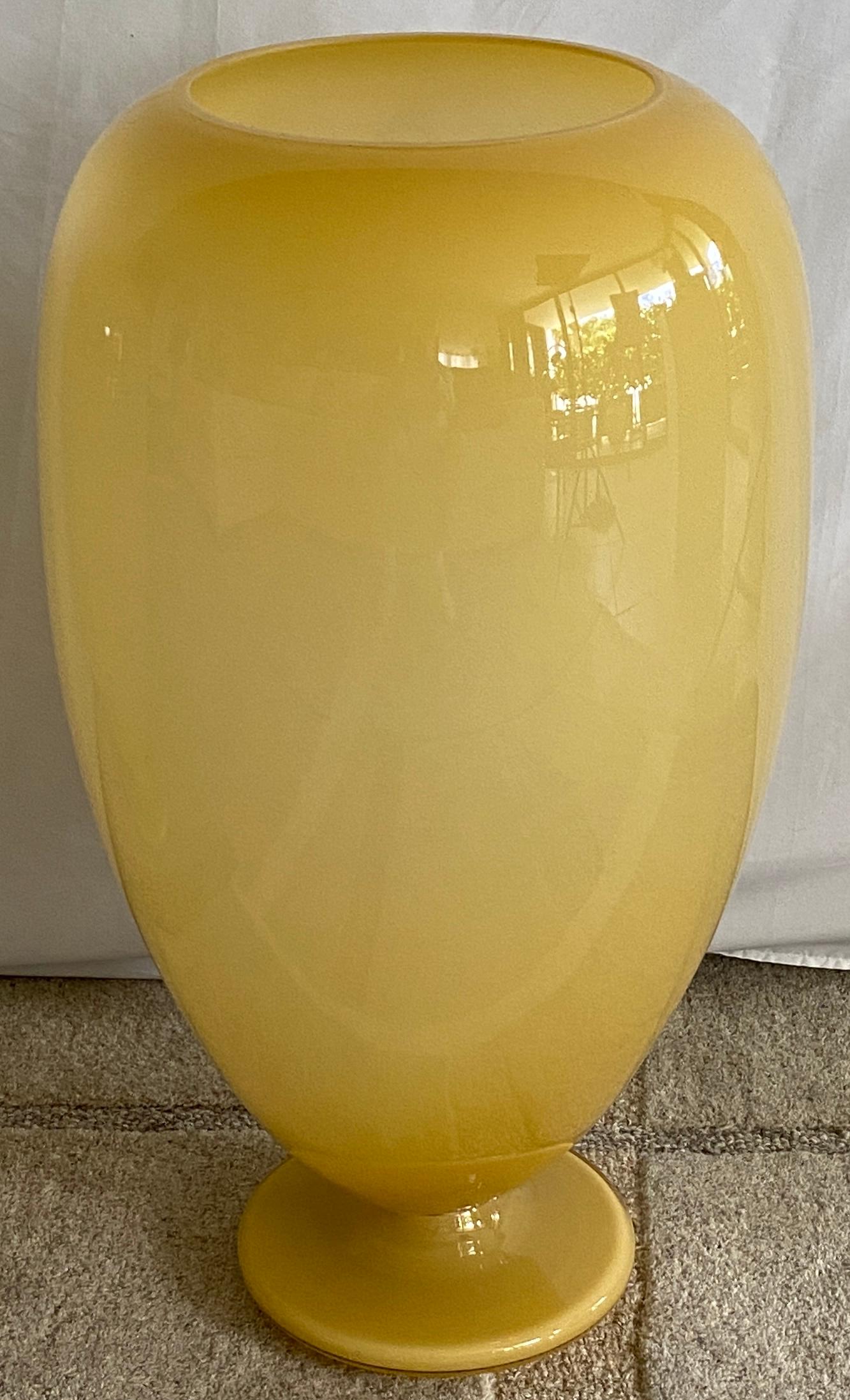Monumentales Paar italienische Glas-Tischlampen, Biomorphe Ballonlampen (Moderne der Mitte des Jahrhunderts) im Angebot