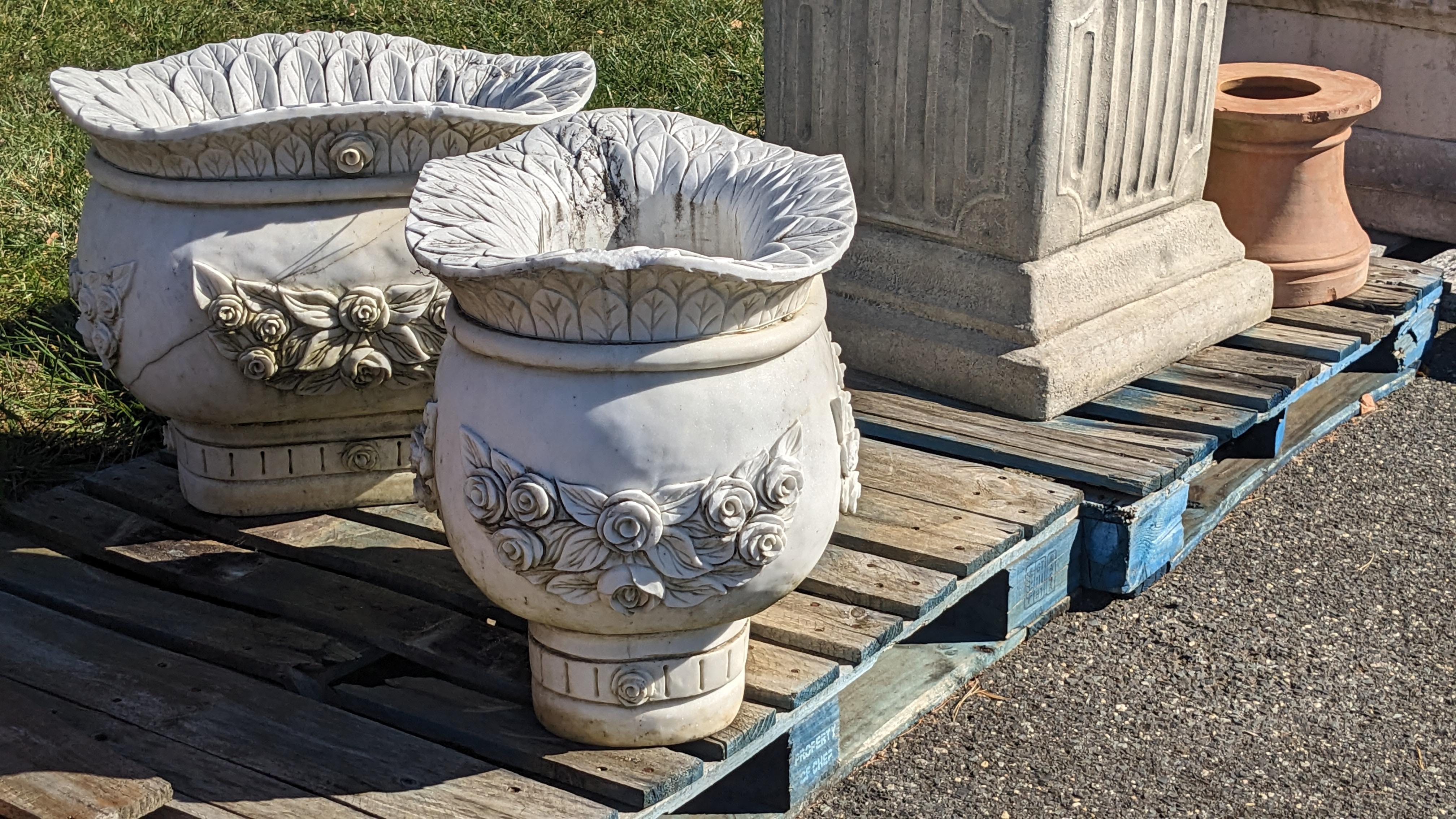 Marmo Coppia monumentale di fioriere da giardino in marmo rosa italiano Cache Pot 24