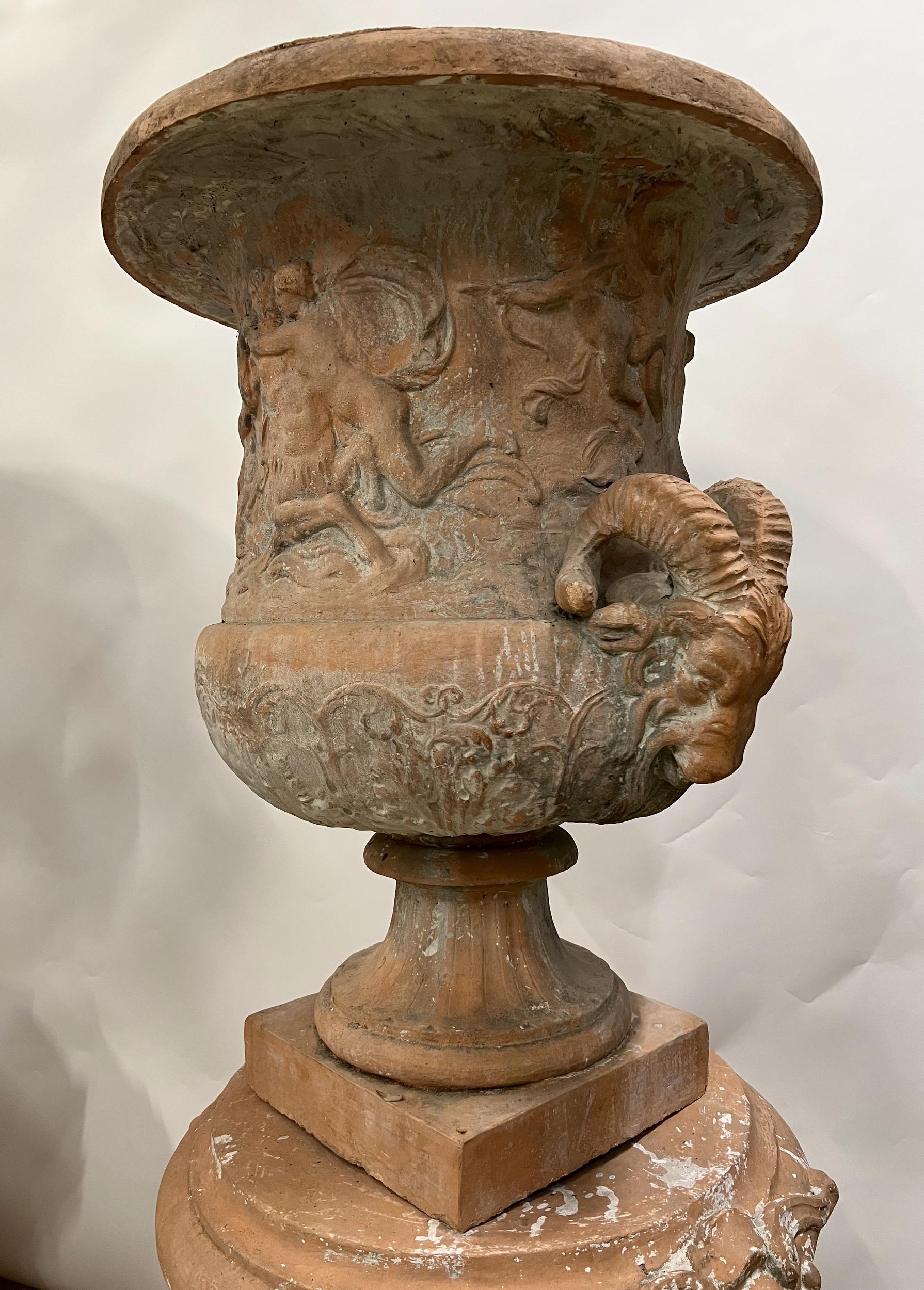Revival Monumental pair of Medicis vases on columns, in terracotta France, circa 1950